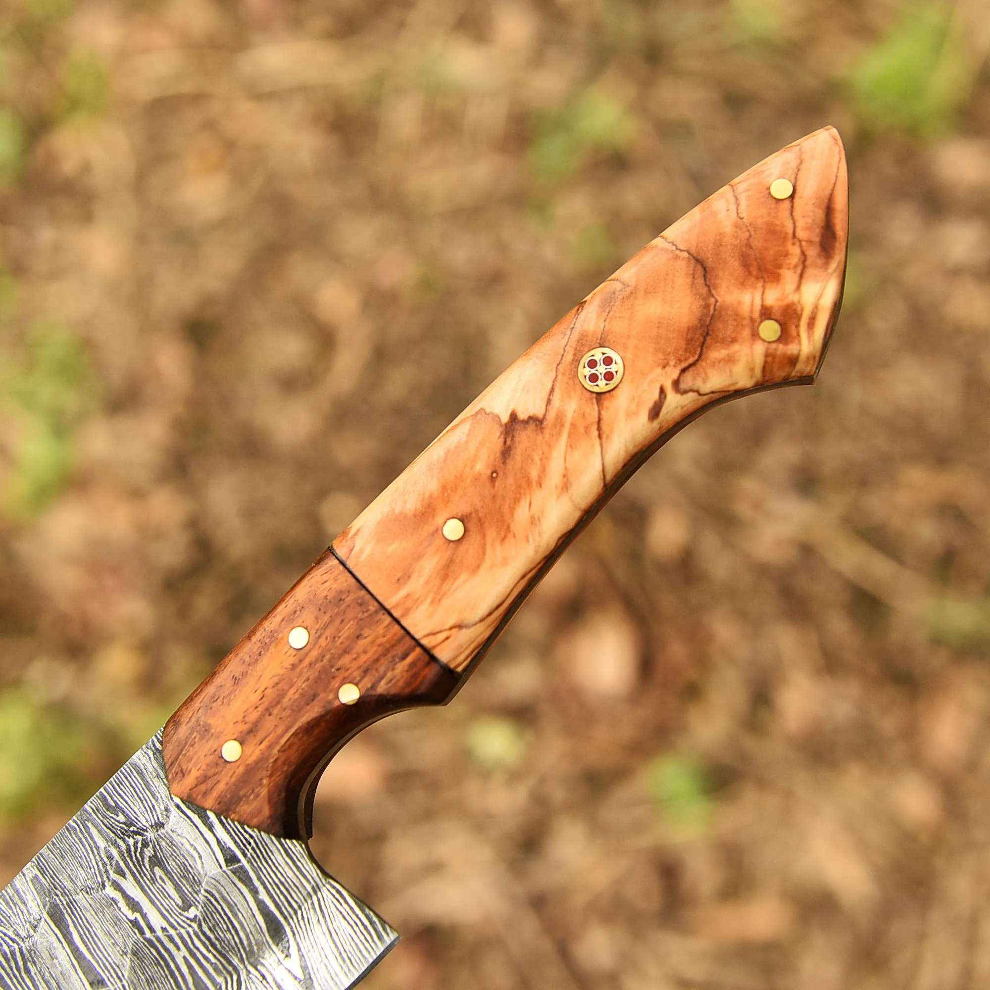 Artisan Damascus Steel Blade Chef Knife Professional Kitchen Tool - Image 3