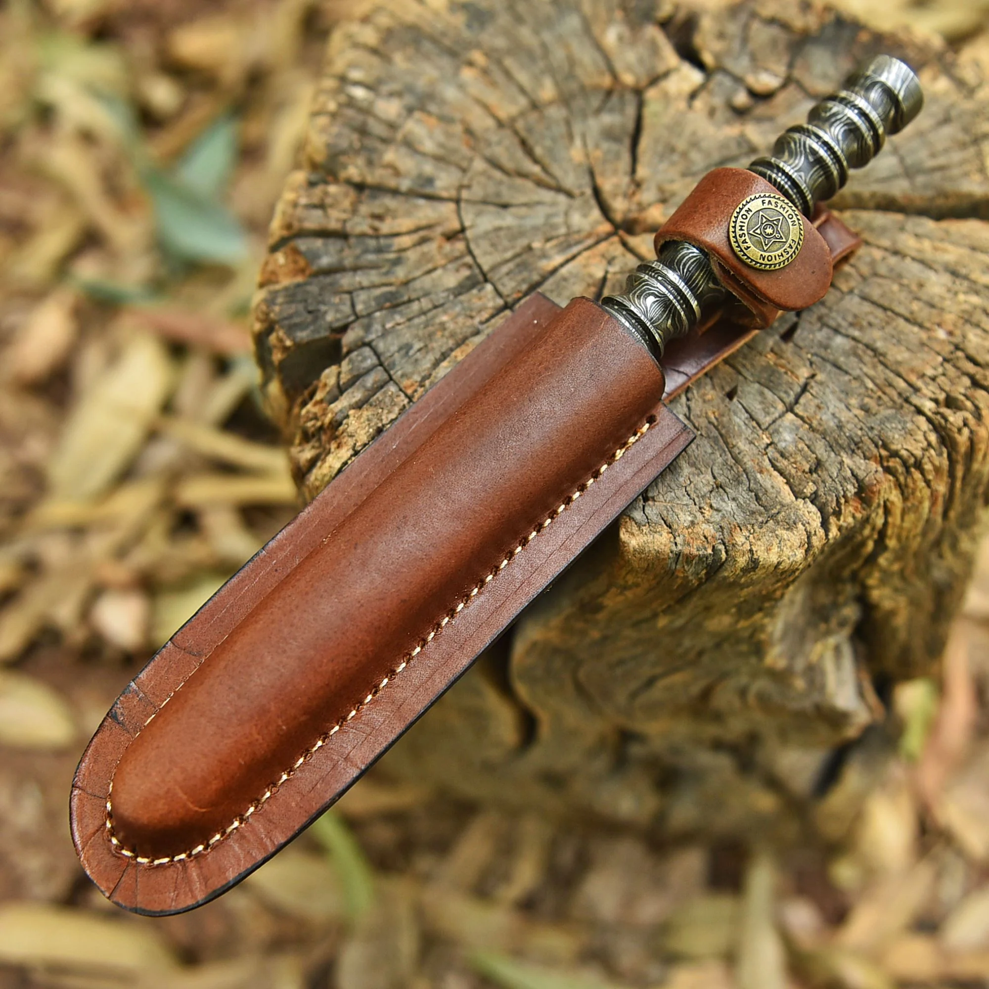 Artisan Forged Damascus Steel Twist Blade Medieval Inspired Dagger Knife - Image 5