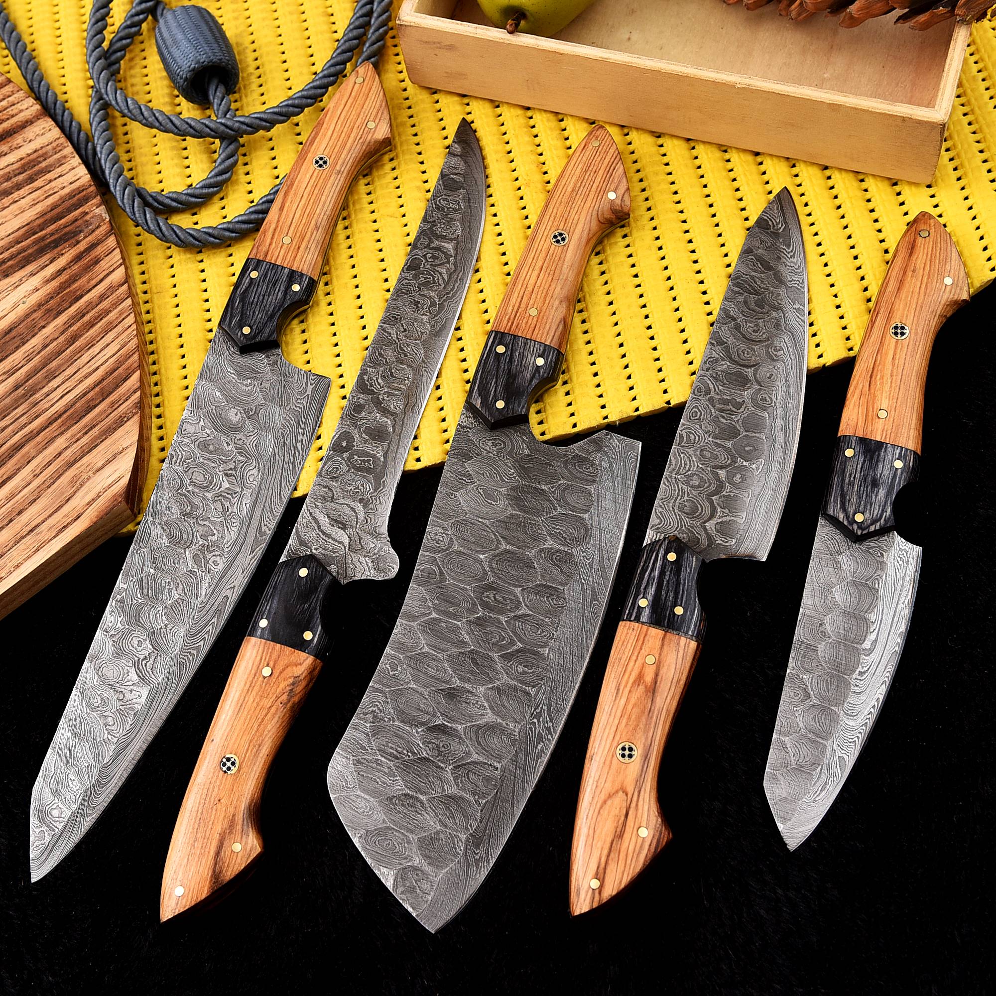 Artisan Handmade Damascus Steel Chef Knife - Professional Grade Culinary Tool X-220 - Image 4