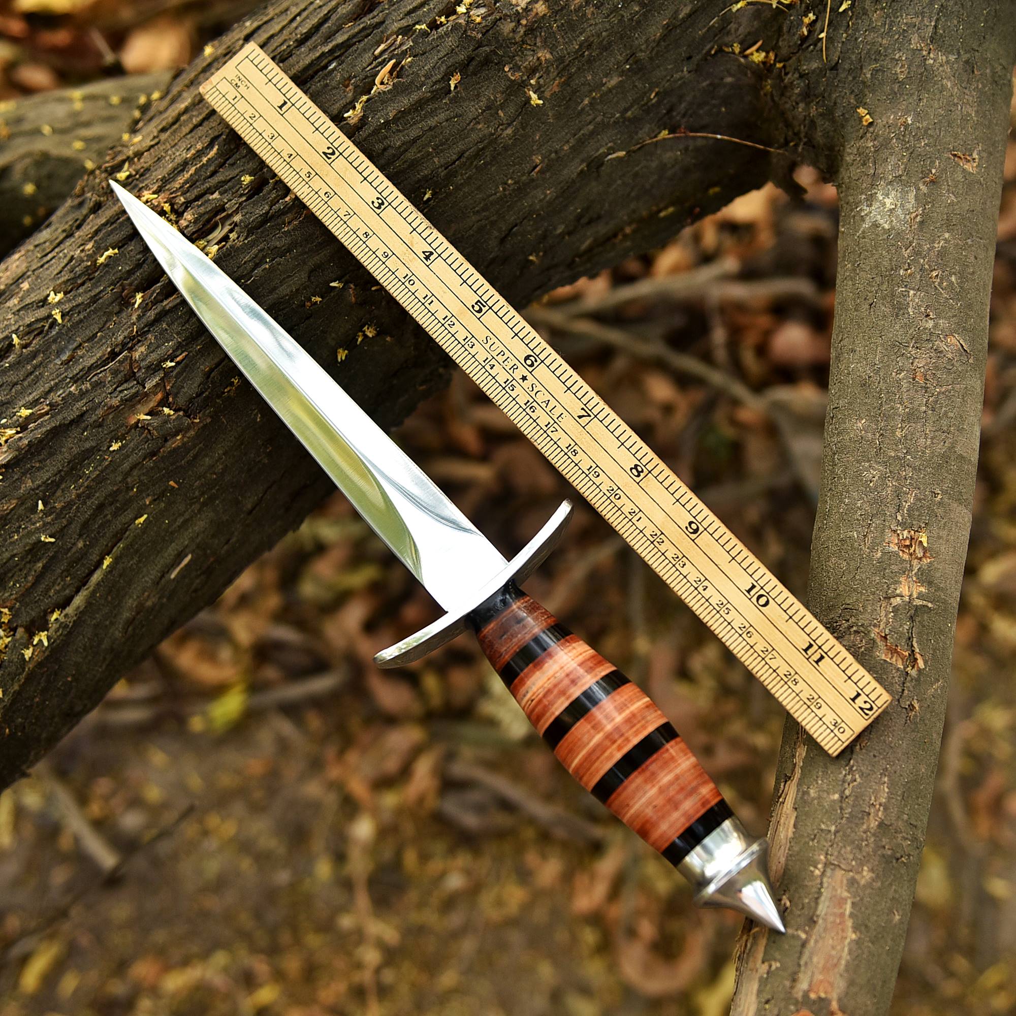 Classic Handcrafted Double Edge Fixed Blade Dagger Leather Resin Handle - Image 4