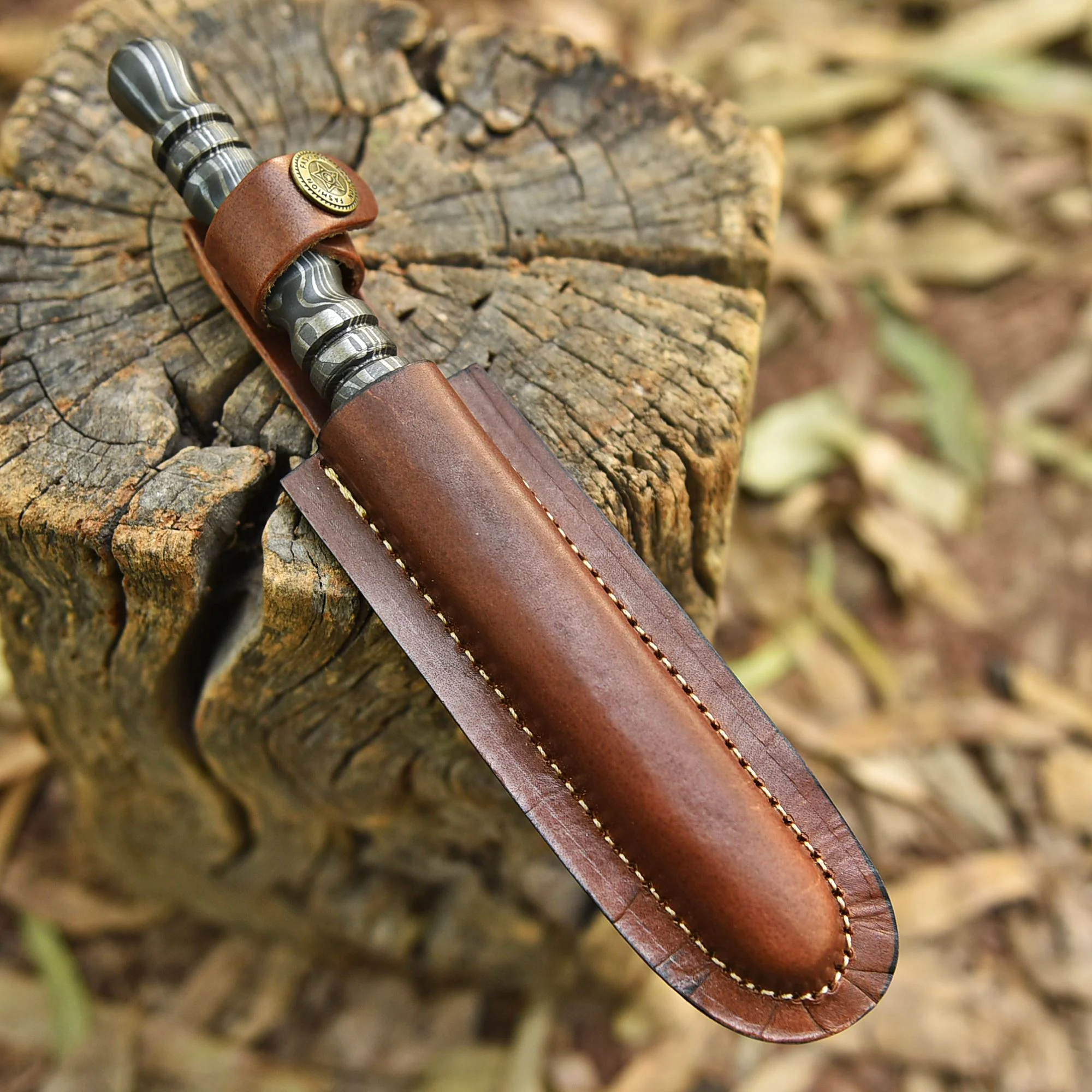 Collector Grade Handmade Damascus Steel Twist Dagger With Sheath - Image 5