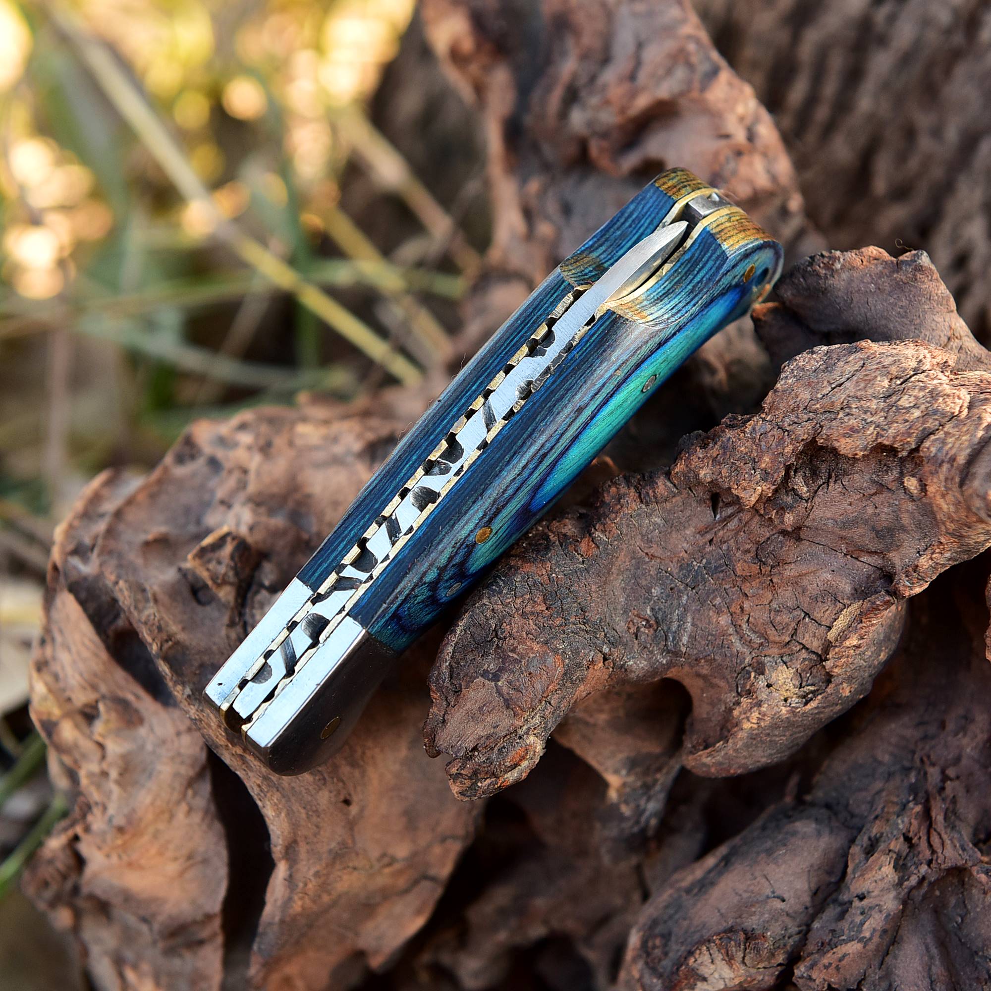 Custom Hand Forged Damascus Steel Collector Folding Pocket Knife - Image 4