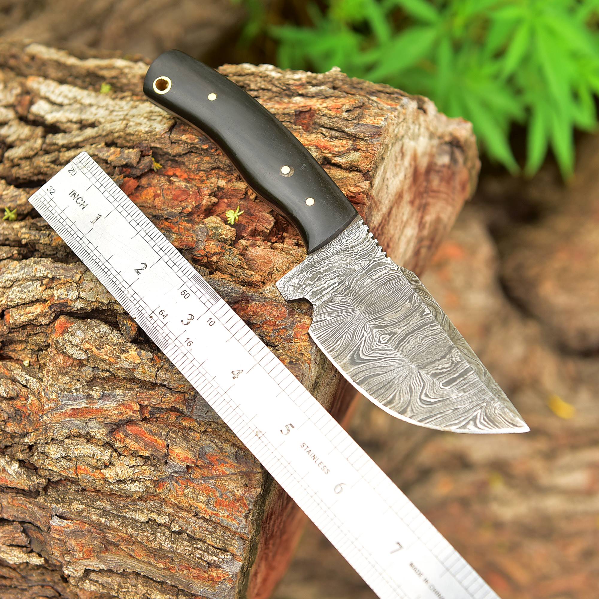 Custom Hand Forged Damascus Steel Fixed Blade Camping Skinner Knife - Image 3