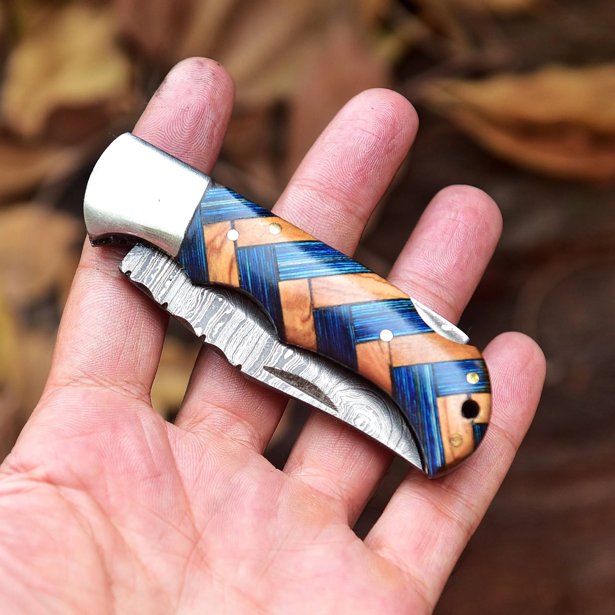 Custom Hand Forged Heavy Duty Damascus Steel Folding Blade Pocket Knife - Image 4