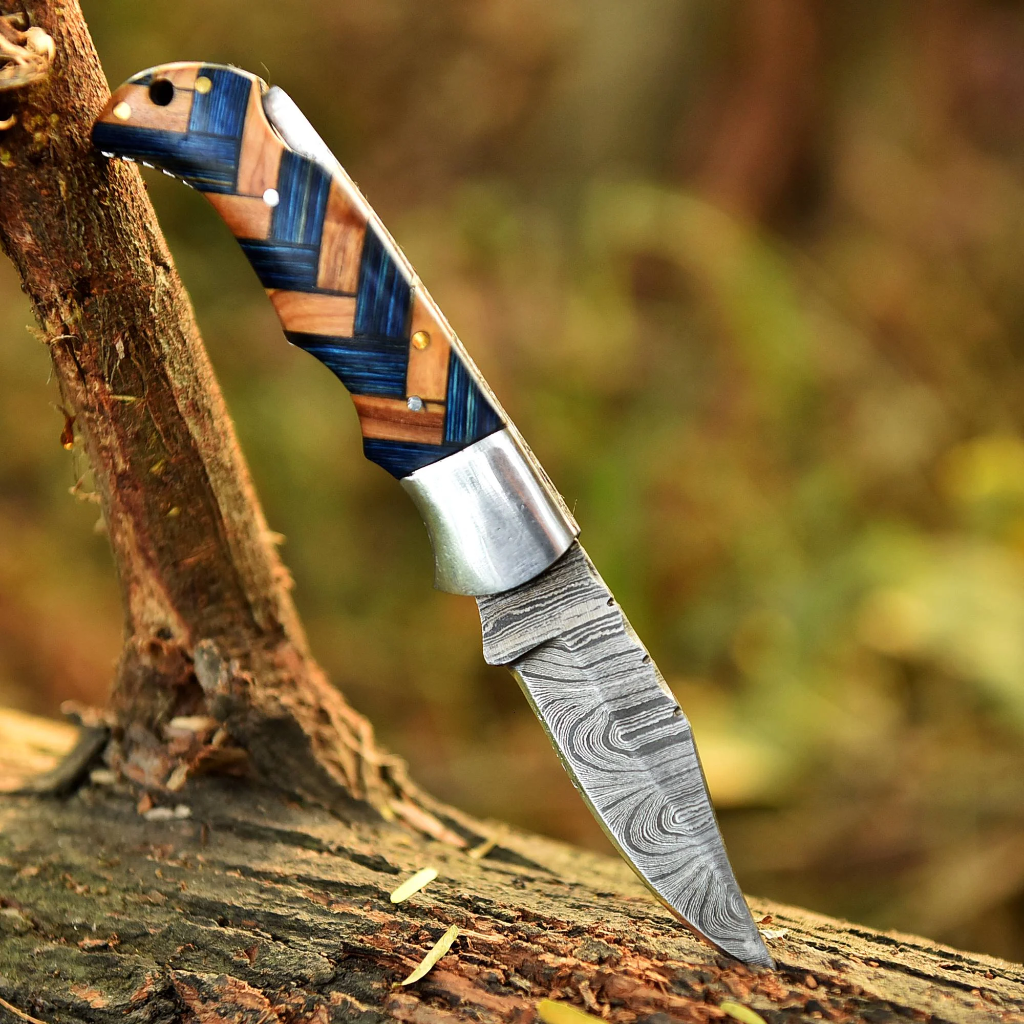 Custom Hand Forged Heavy Duty Damascus Steel Folding Blade Pocket Knife - Image 6