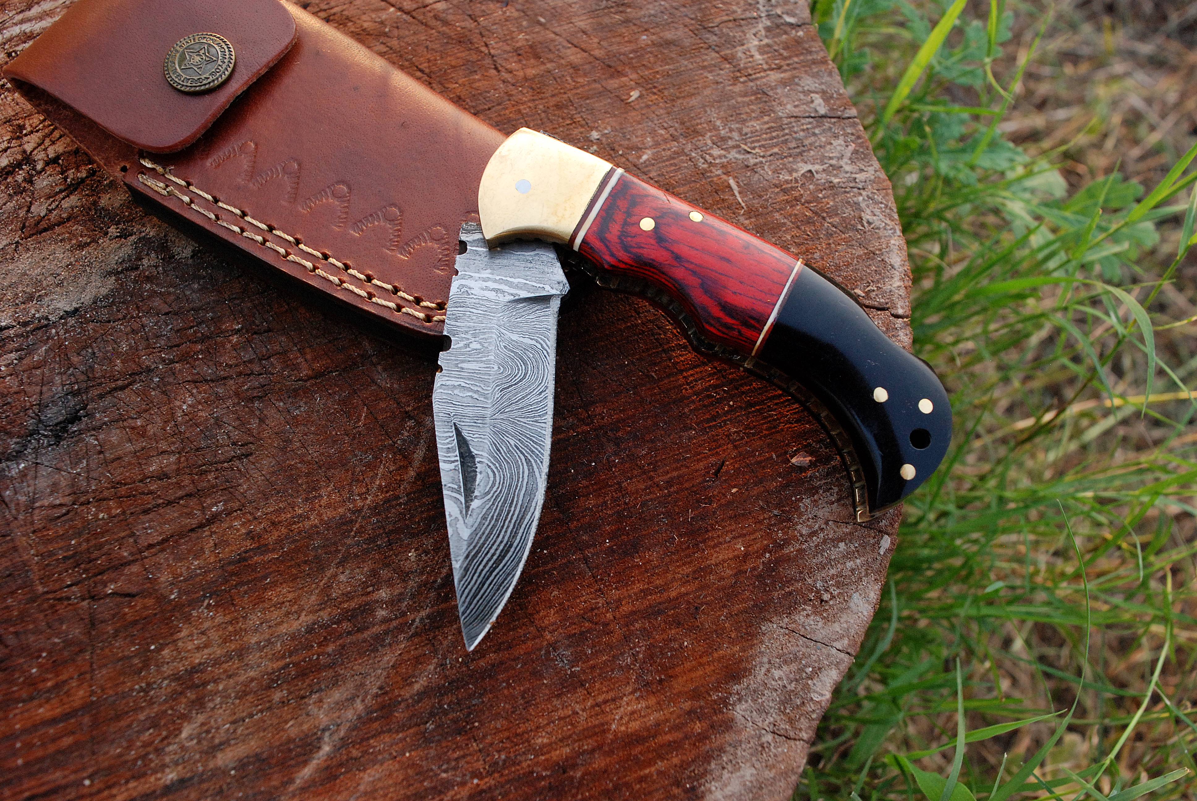Custom Hand Made Damascus Hunting Folding Knife With Brass Bolster & Bull Horn Wood Handle x-133 - Image 5