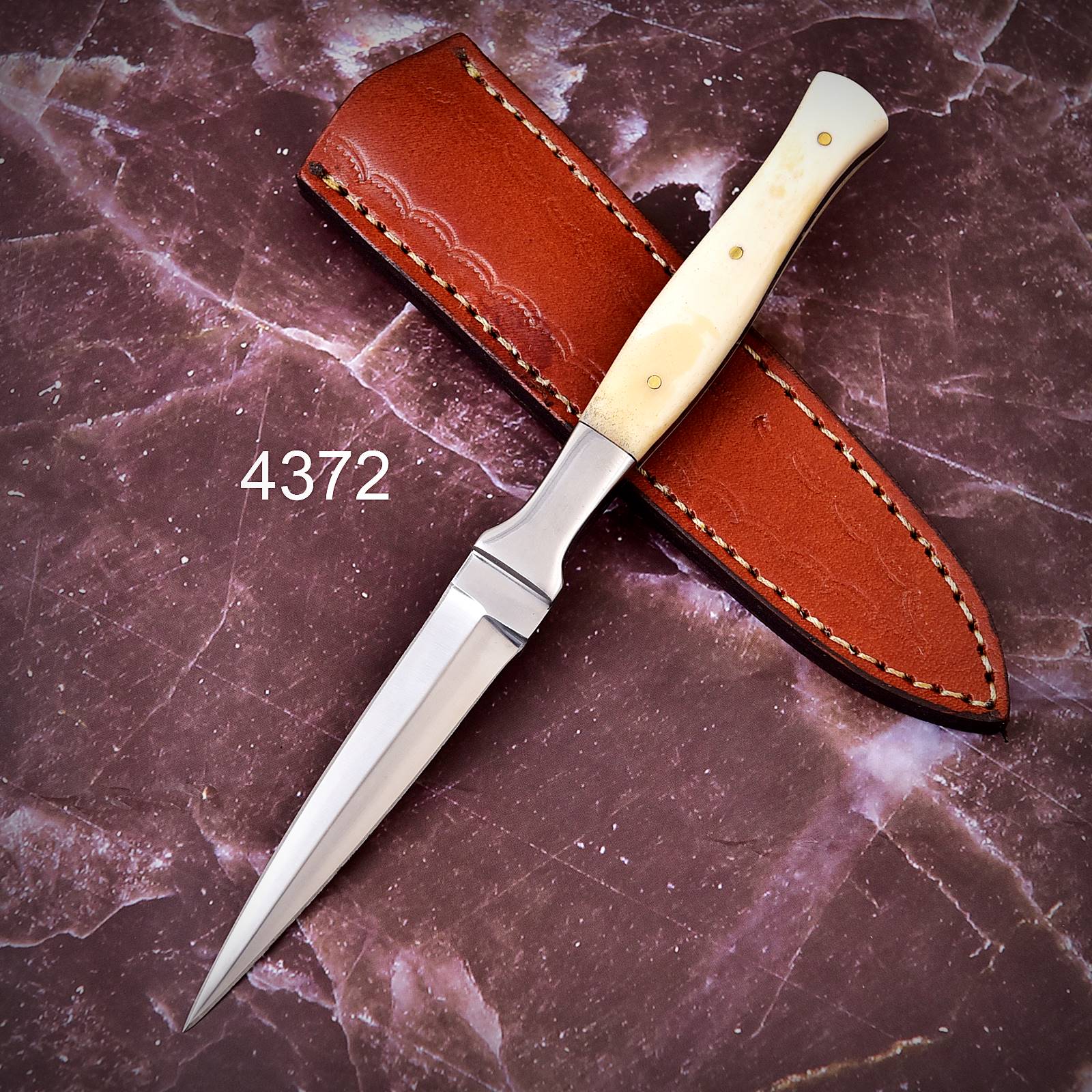 Custom Handmade D2 Steel Hunting Dagger Double Edge Boot Knife Full Tang x-268 - Image 12