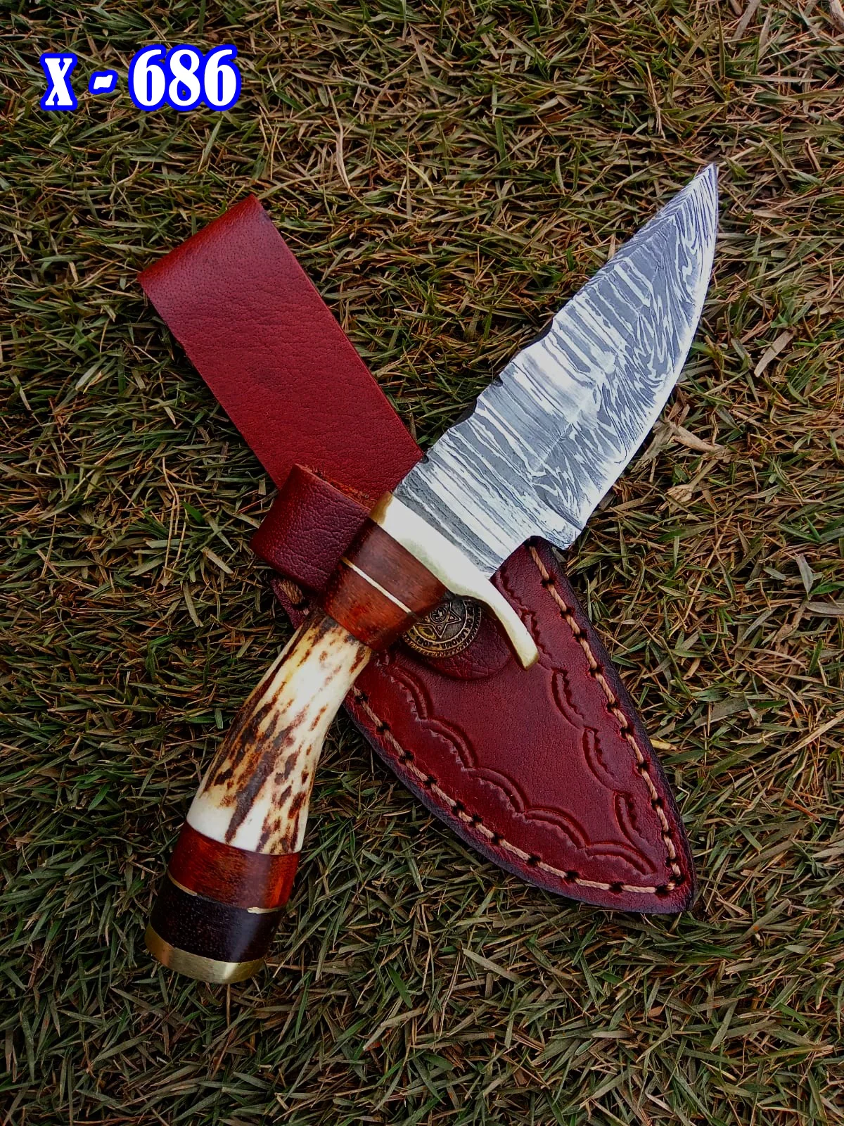 Custom Handmade Damascus Steel Blade Camping Skinner Knife Stage Handle - Image 4