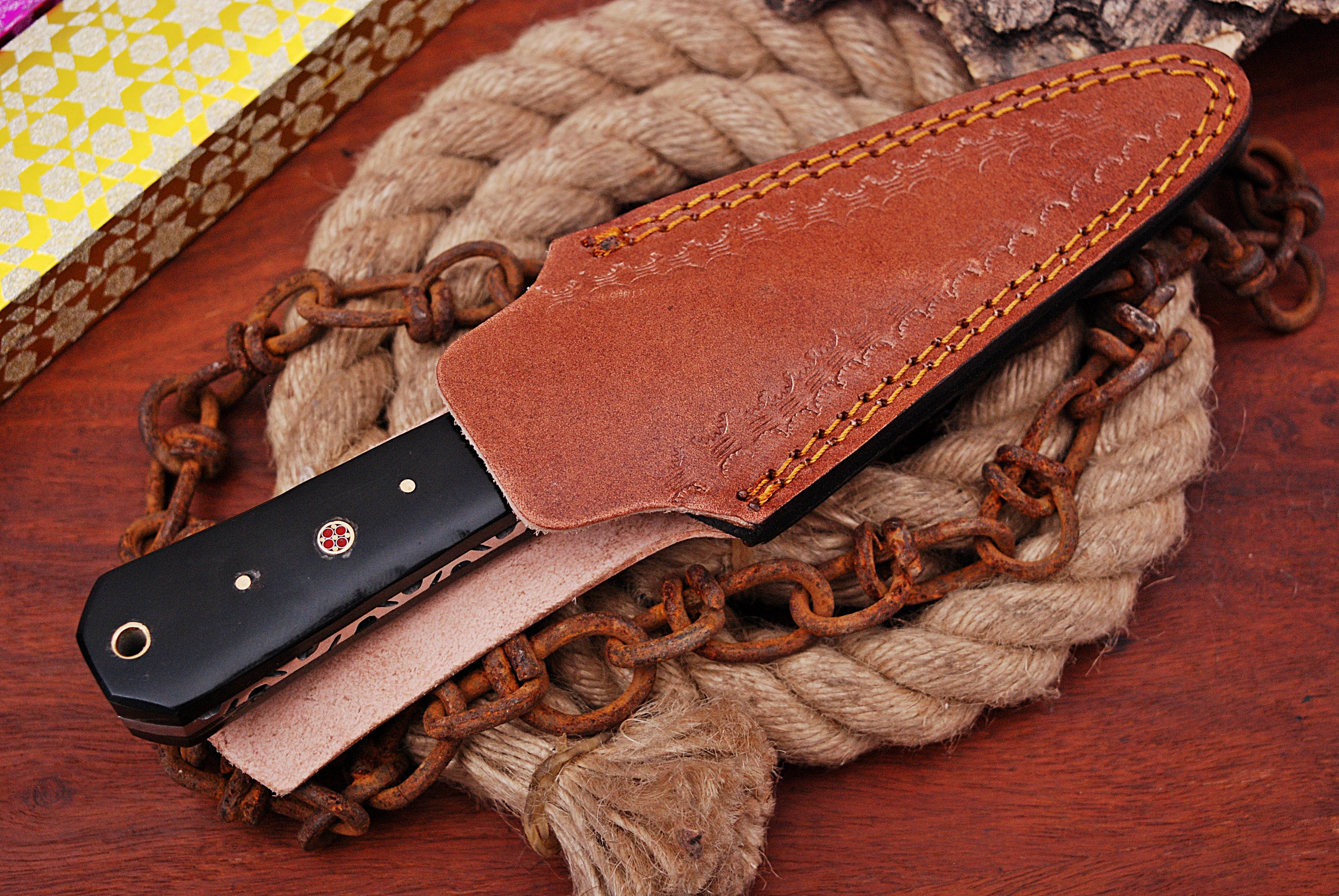 Custom Handmade Damascus steel double edged dirk knife bull horn handle - Image 6