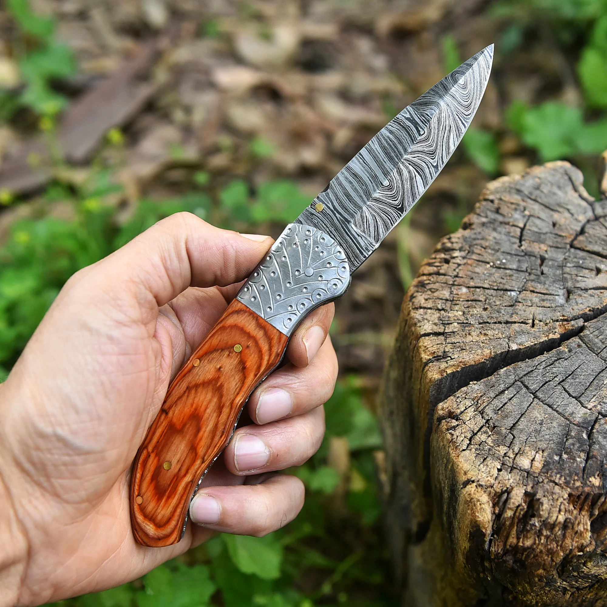 EDC Hand Forged Damascus Steel Folding Blade Pocket Knife Wood Handle - Image 3
