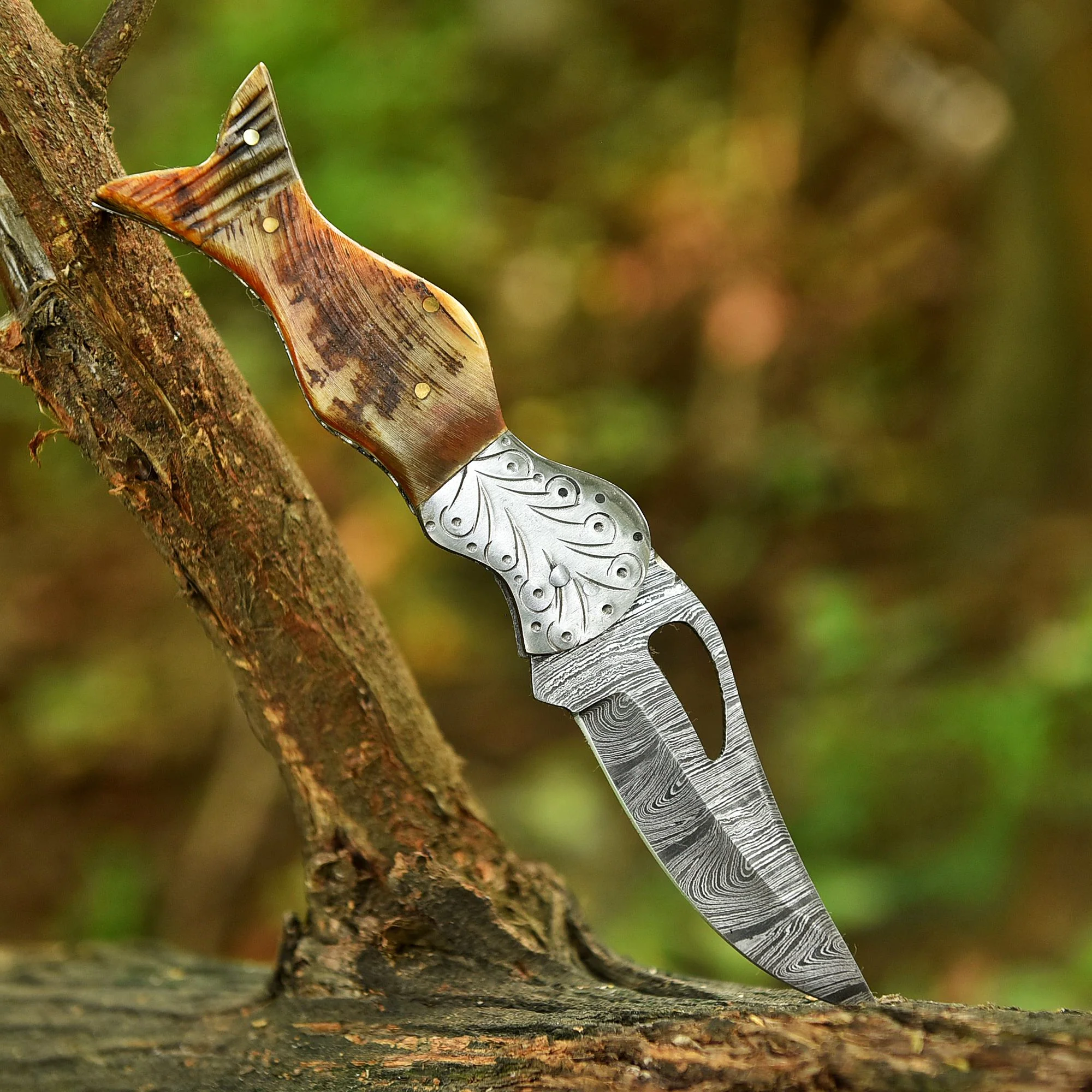 Elite Handmade EDC Folding Knife Damascus Blade Ram Horn Handle - Image 2