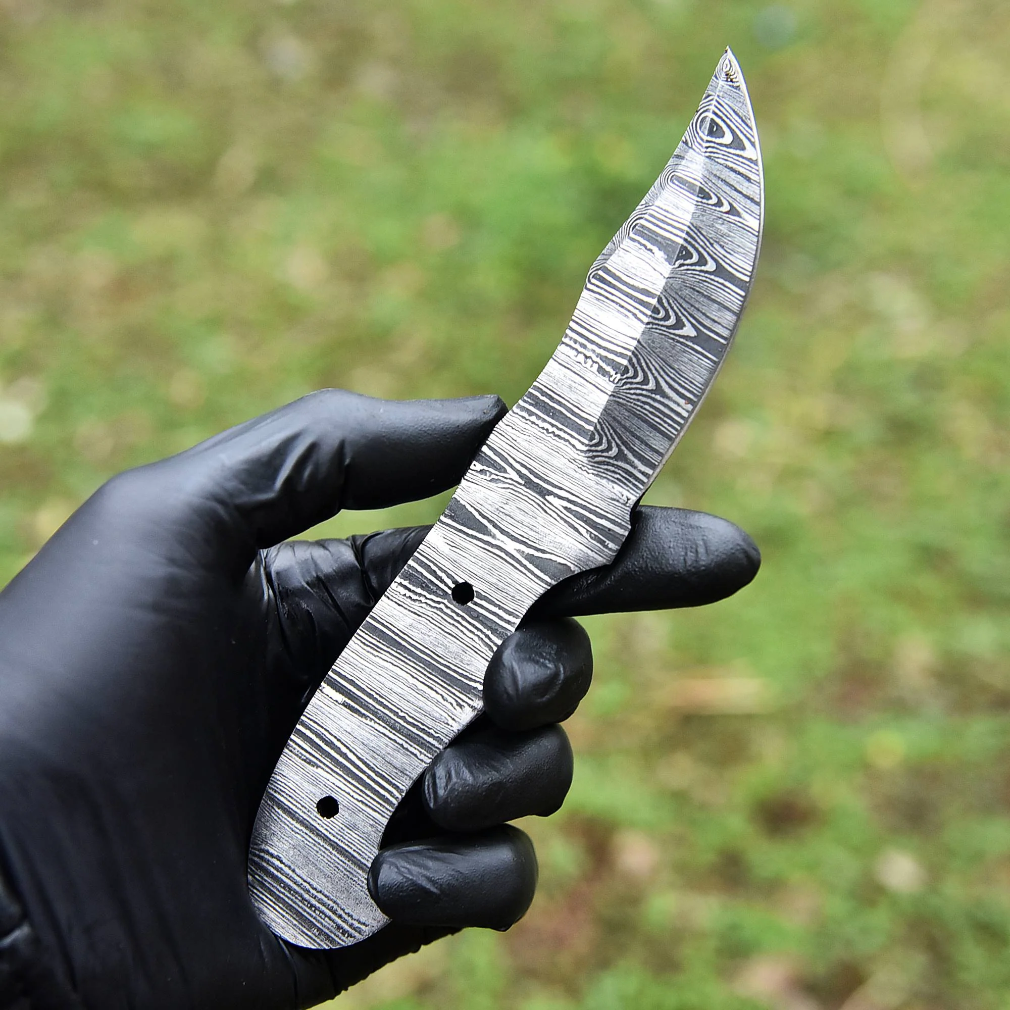 Full Tang Handmade Damascus Steel Blade Hunting Skinner Blank Blade - Image 3