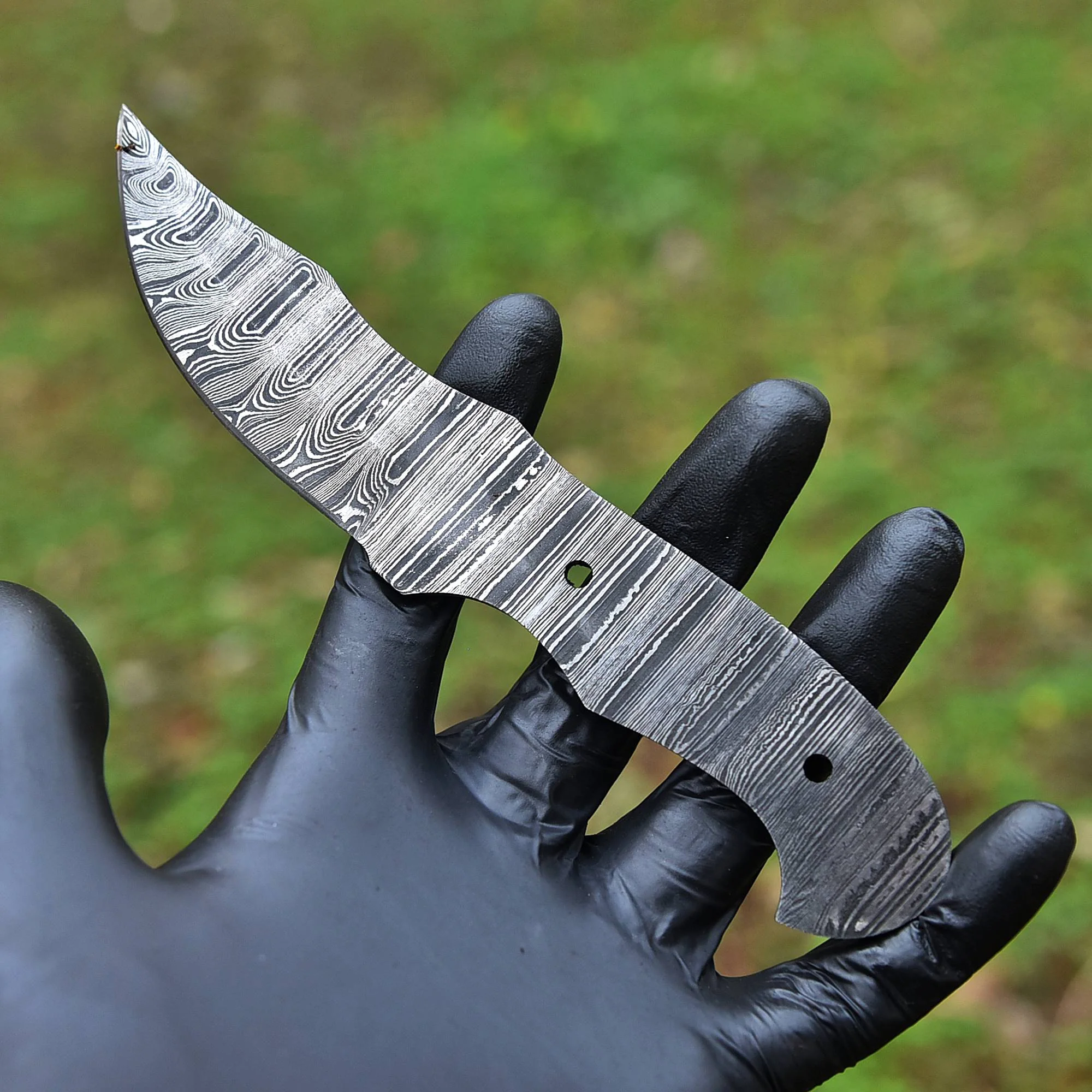 Full Tang Handmade Damascus Steel Blade Hunting Skinner Blank Blade - Image 5