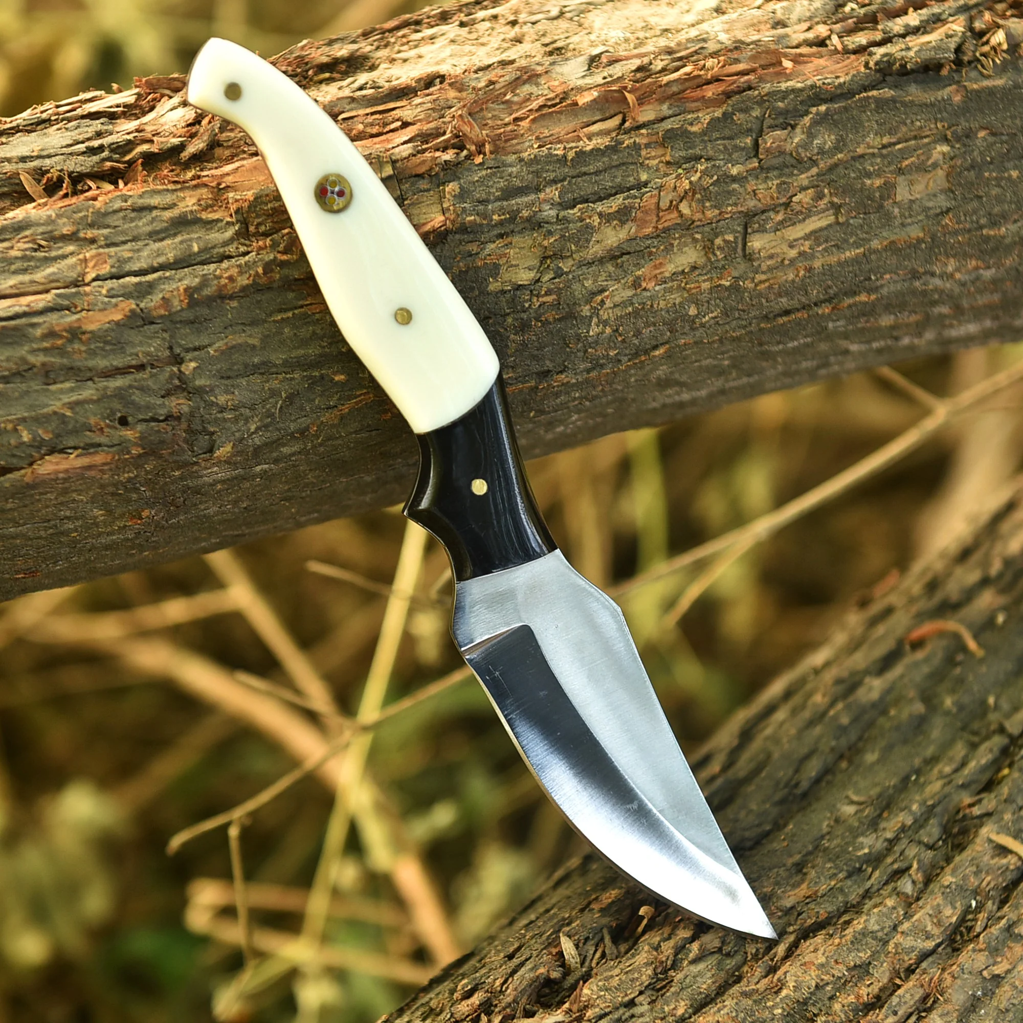 Hand Forged Full Tang Skinner Knife Resin Handle D2 Steel - Image 2