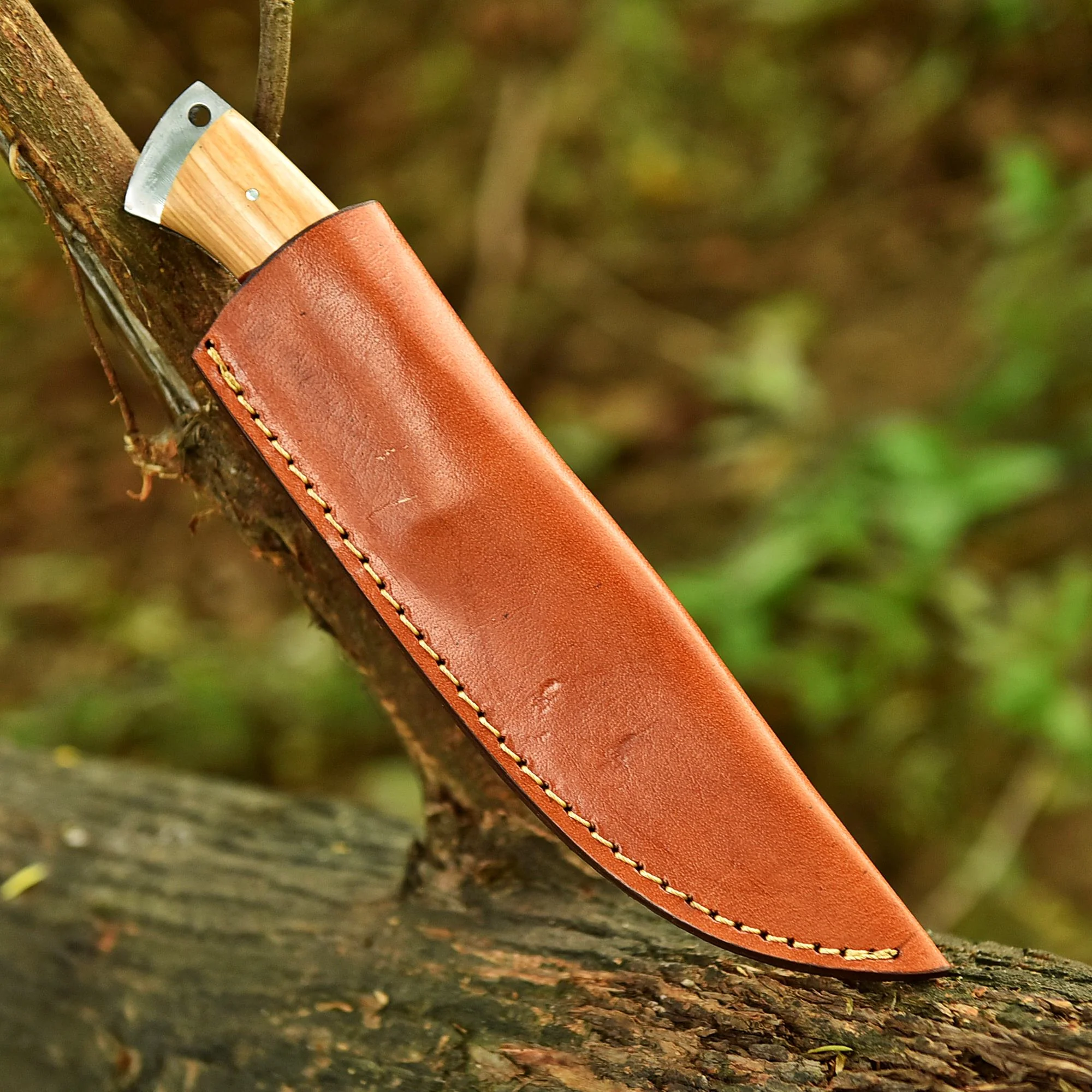 Hand Forged Full Tang Skinner Knife D2 Steel Blade Wood Resin Handle - Image 5