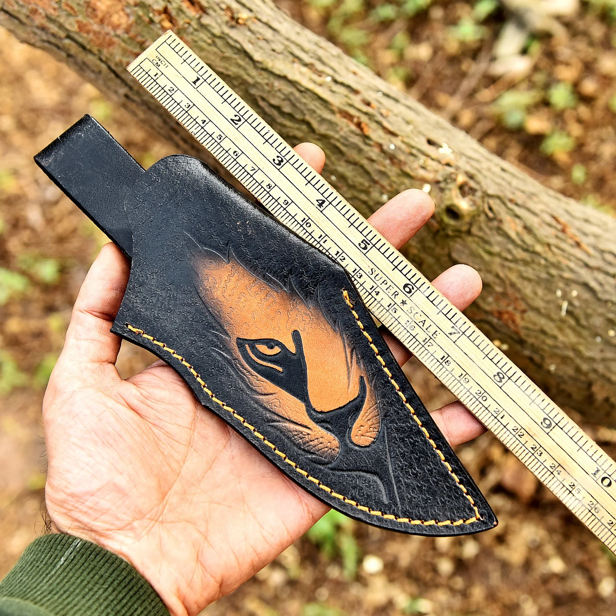 Hand Stitched Top Grain Leather Fixed Blade Knife Lion Engraved Sheath - Image 5