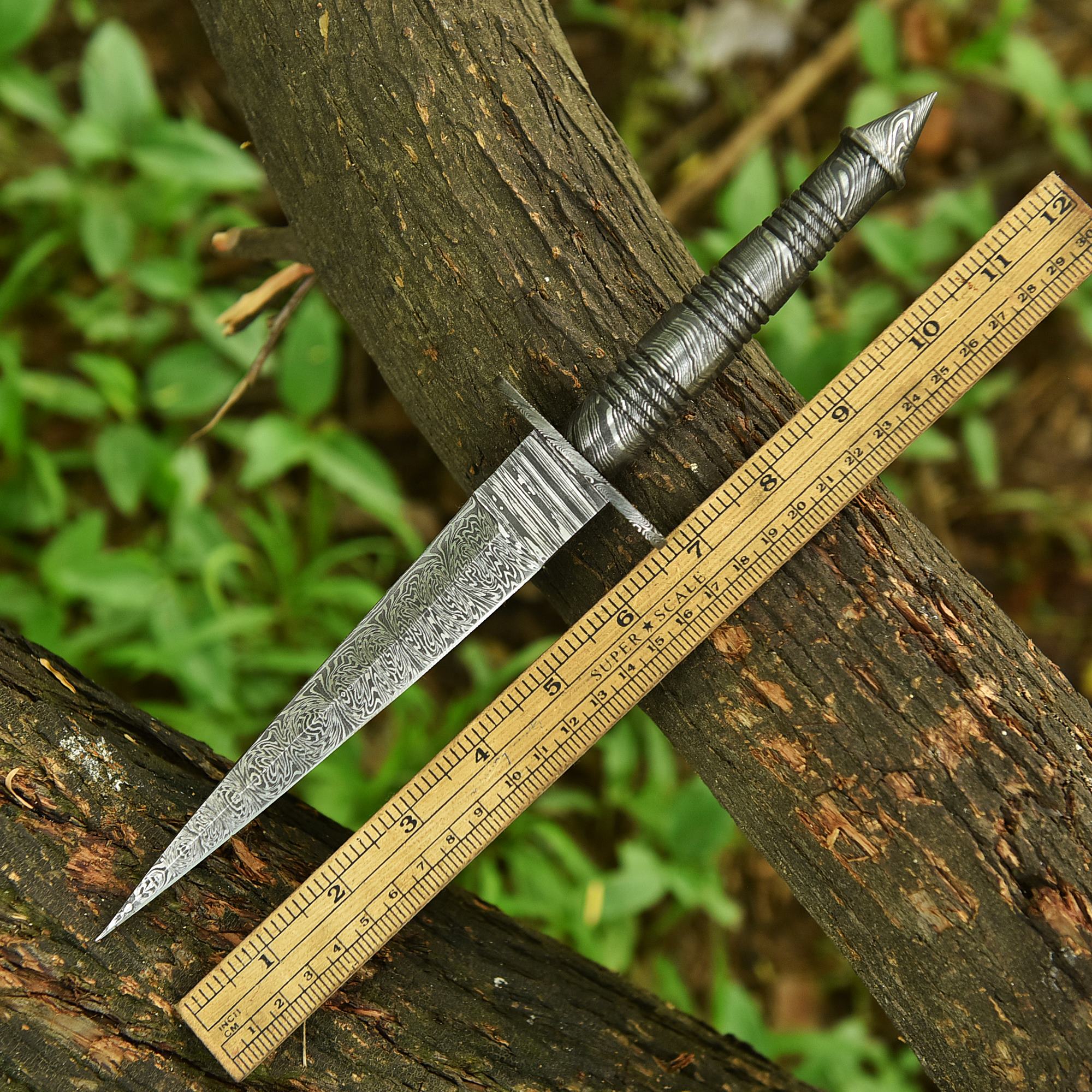 Handcrafted Damascus Steel Dagger Full Tang Fixed Blade Collector Knife - Image 4