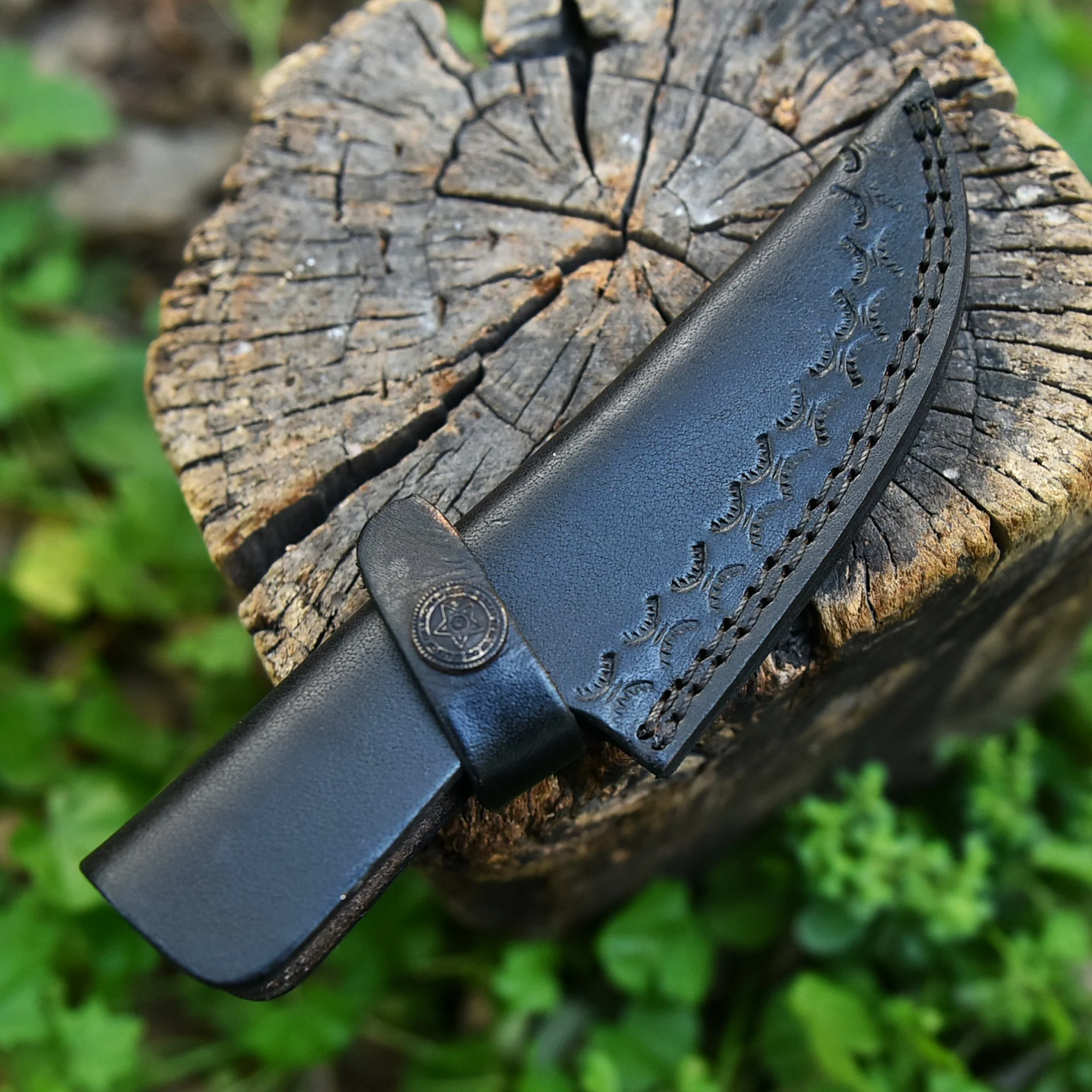 Handcrafted Genuine Leather Fixed Blade Knife Sheath Belt Holster - Image 2