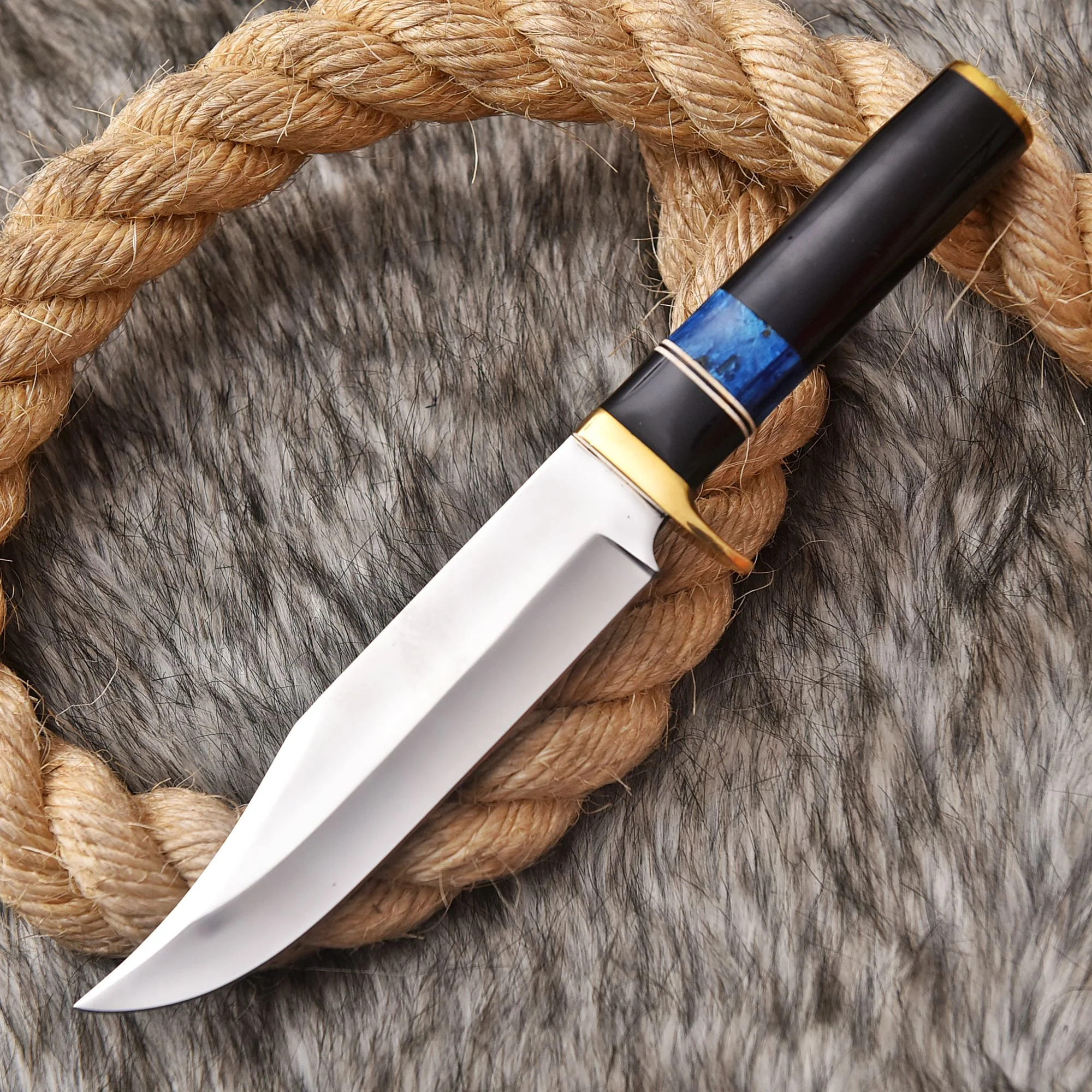 Handmade Carbon Steel Fixed Blade Hunting Tactical Knife Resin Handle - Image 3