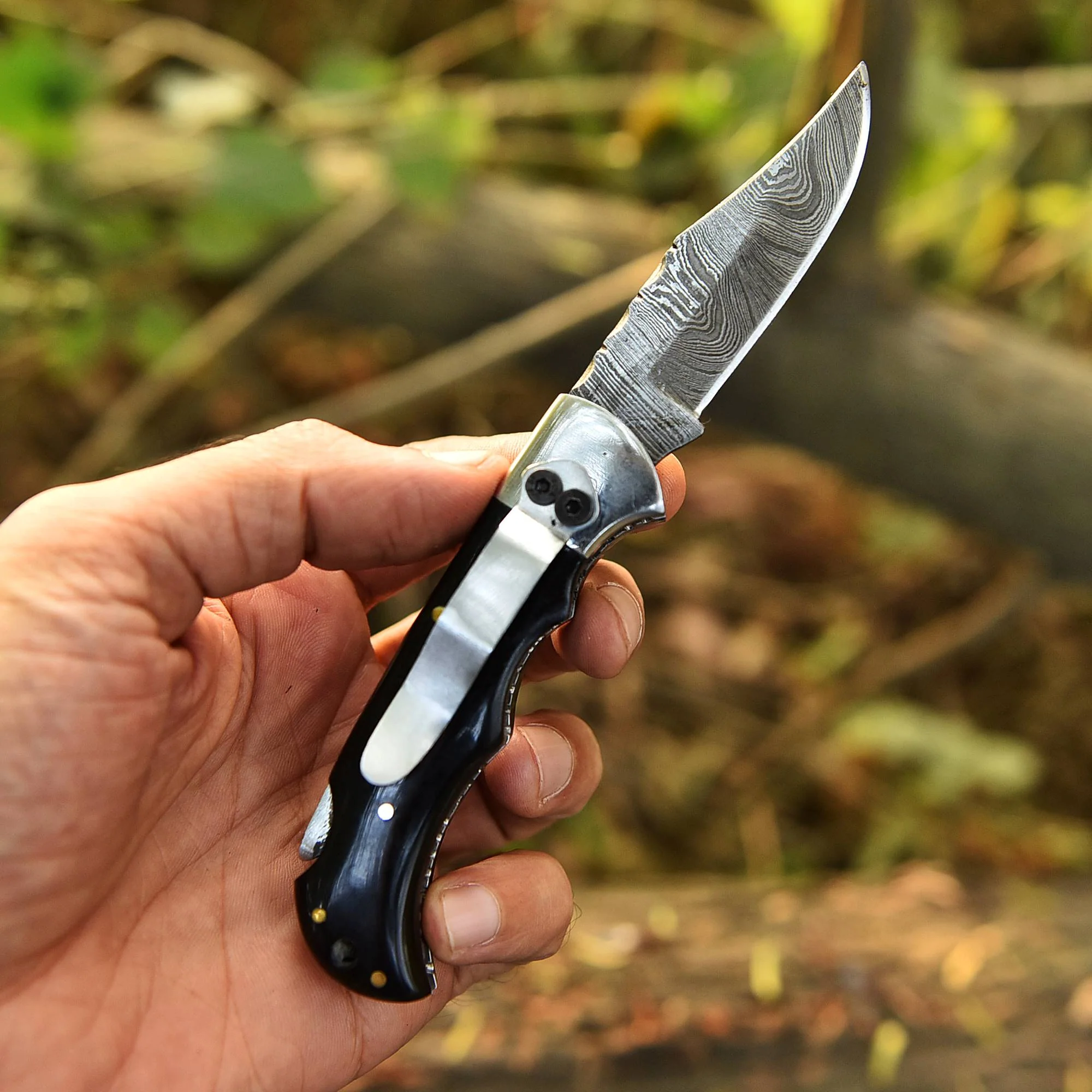 Handmade Damascus Back Lock Folding Blade Pocket Knife Resin Handle - Image 8