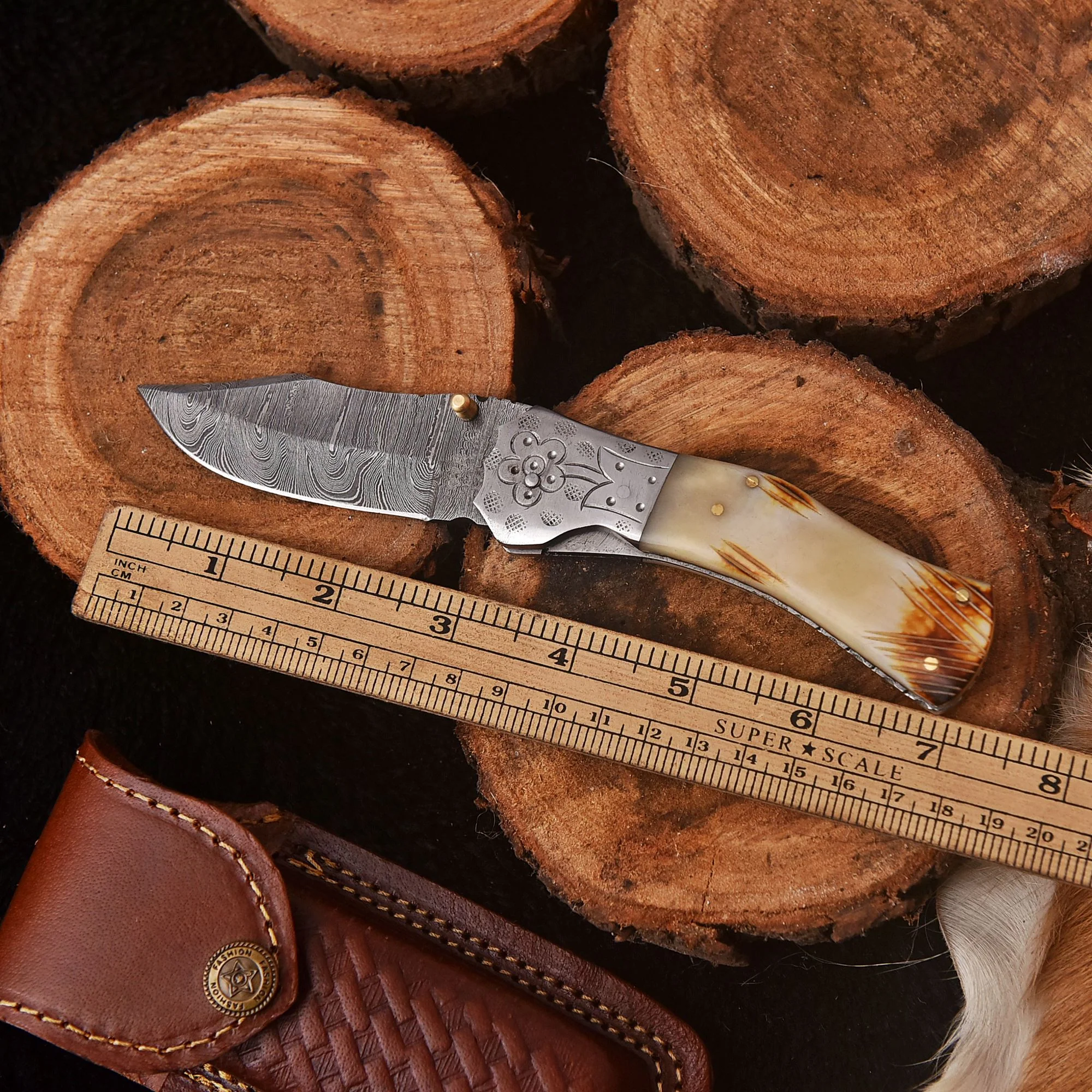 Handmade Damascus Folding Blade Pocket Hunting Knife Camel Bone Handle - Image 4