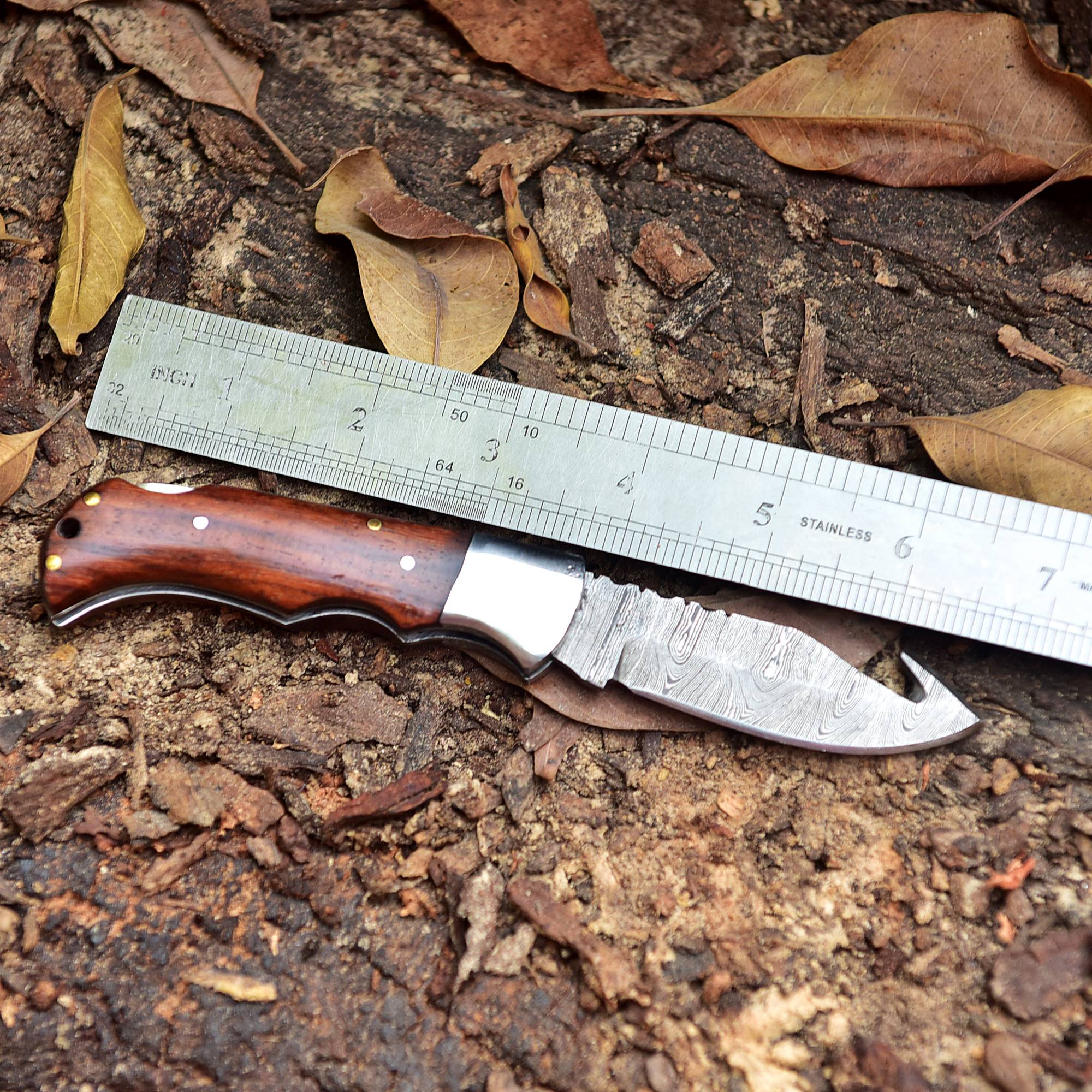 Handmade Damascus Outdoor Camping Folding Gut Hook Blade Pocket Knife - Image 3