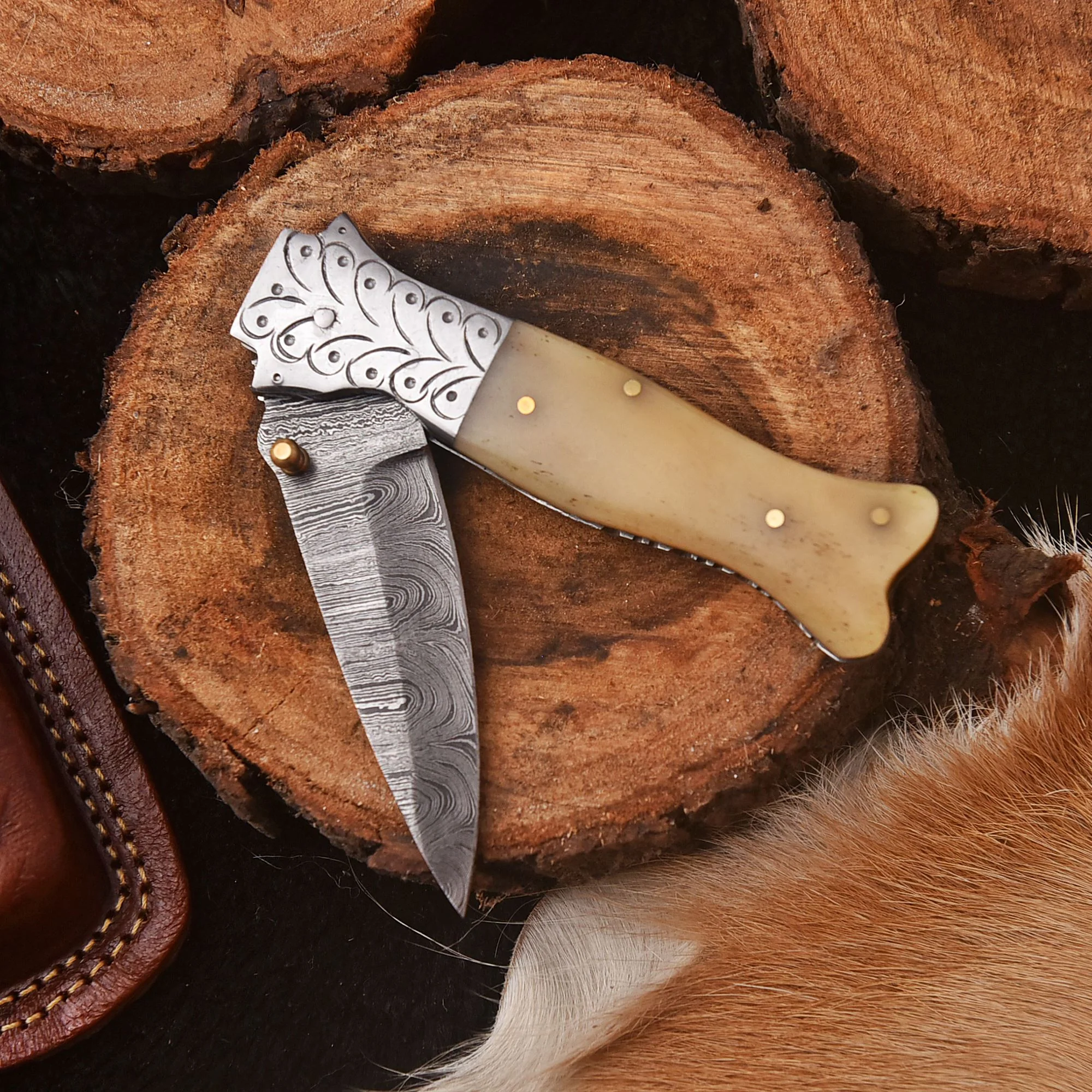 Handmade Damascus Pocket Folding Blade Knife Camel Bone Handle Camping Knife - Image 4