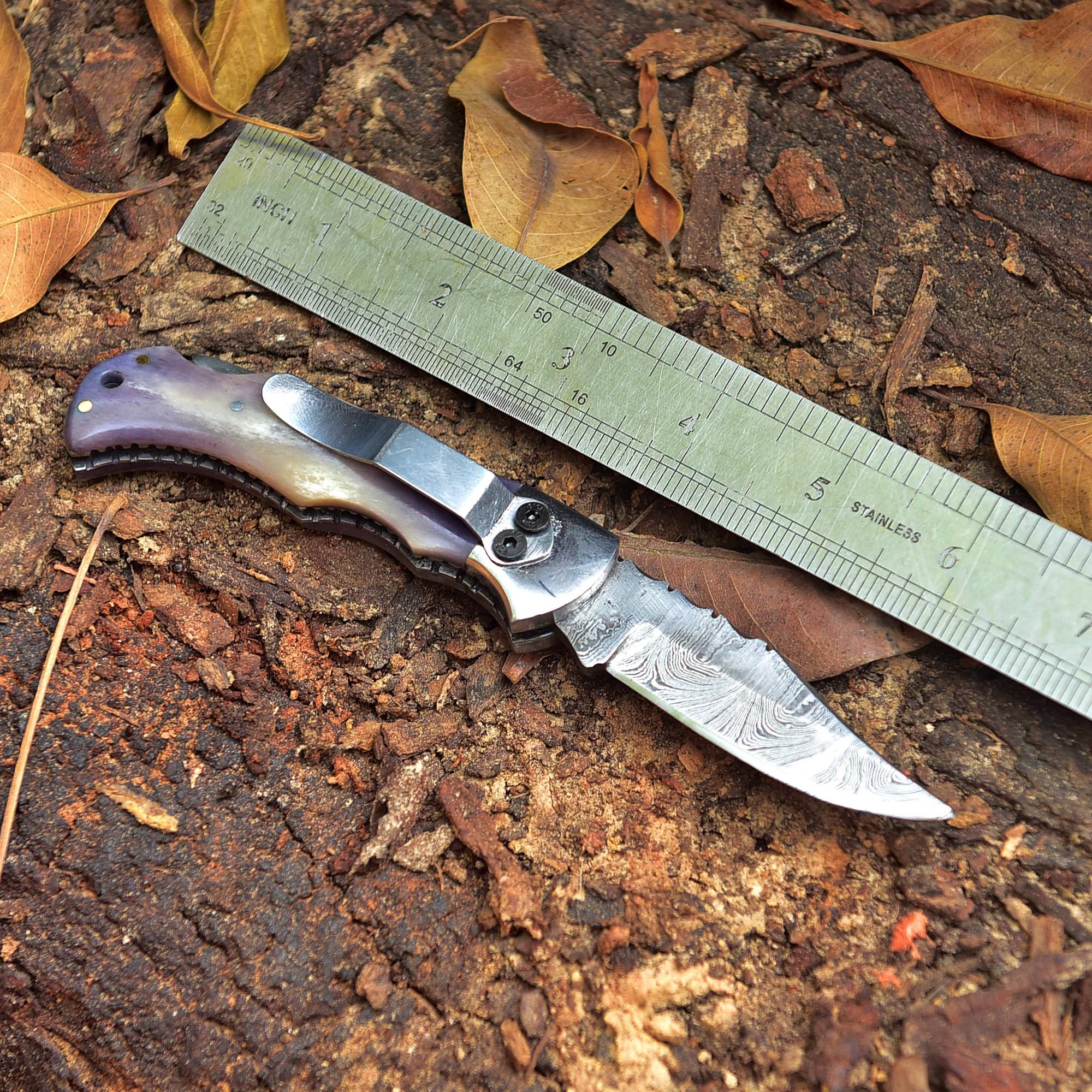Handmade Damascus Pocket Folding Blade Knife - Clip Holder - Gray Bone Handle - Image 3