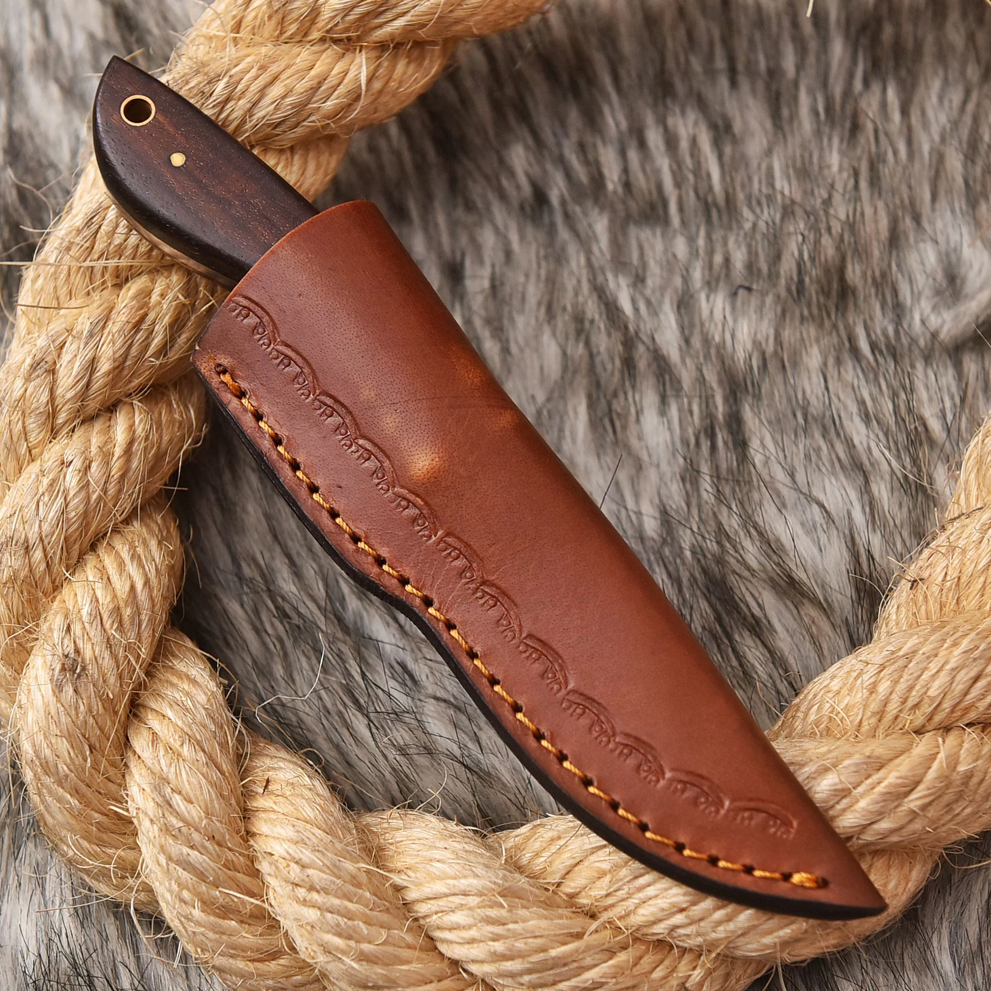 Handmade Damascus Steel Camel Bone wood Handle Full Tang Hunting Knife - Image 5