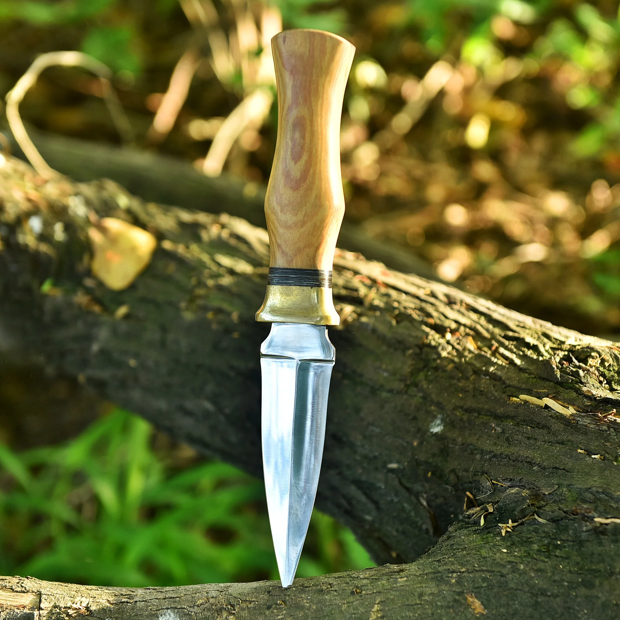 Handmade Damascus Steel Dagger Knife Full Tang Knife With Sheath - Image 4