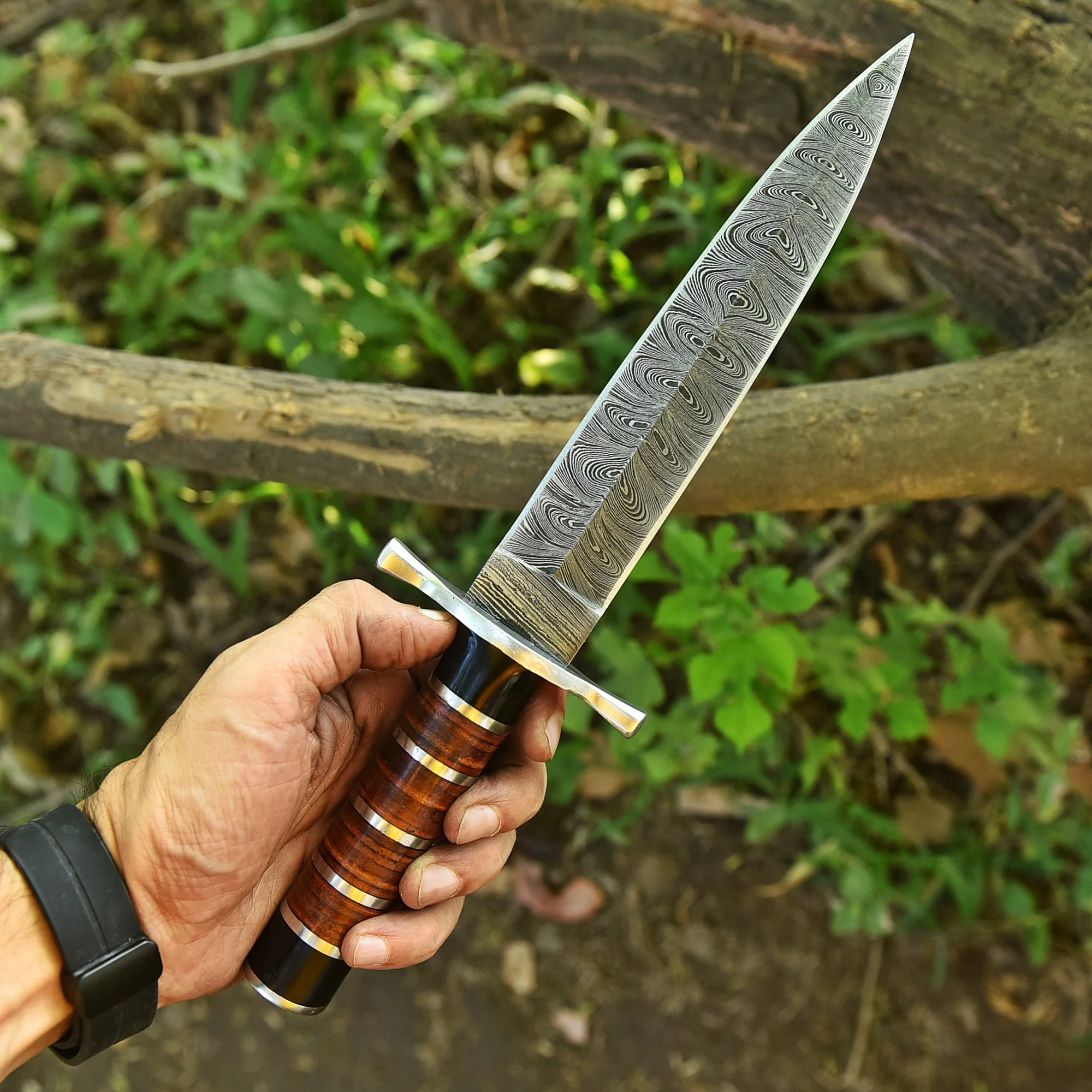 Handmade Damascus Steel Double Edge Blade Dagger Knife Steel Resin Leather Handle - Image 3
