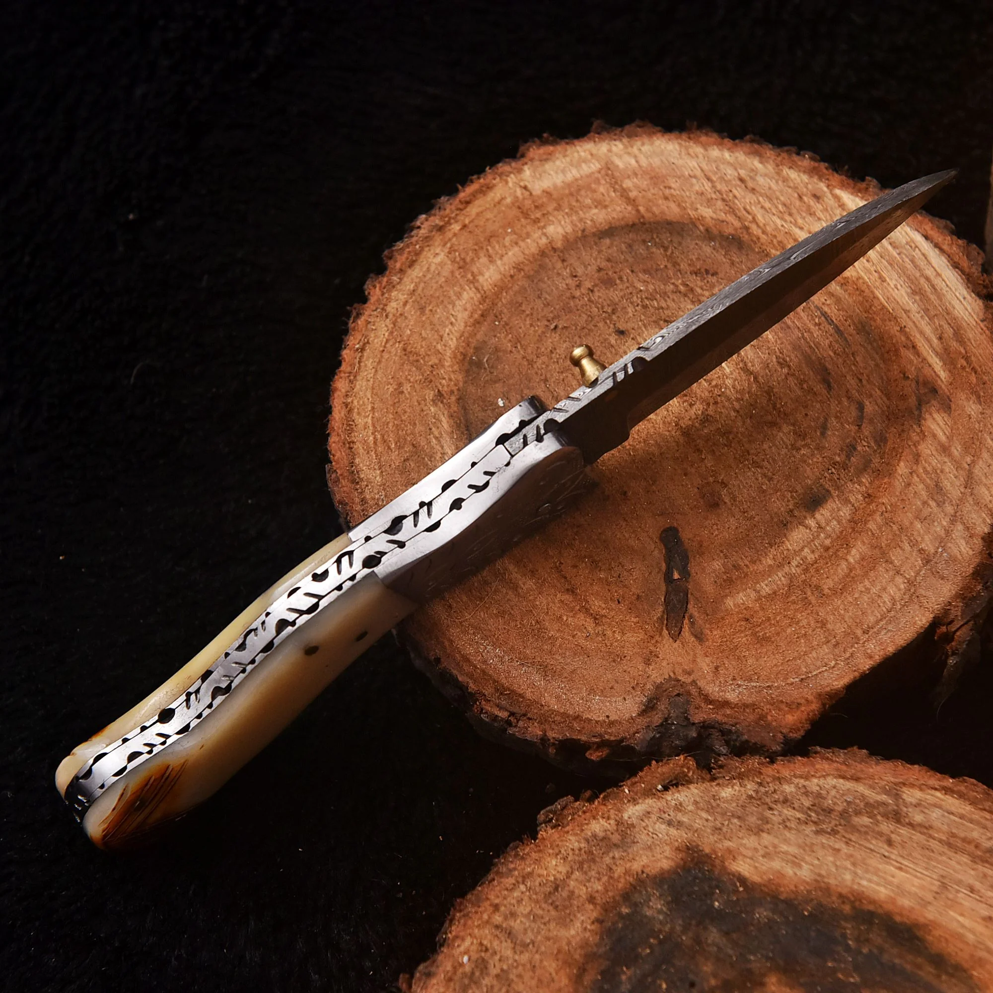 Handmade Damascus Steel Folding Blade Pocket Camping Knife Camel Handle - Image 3