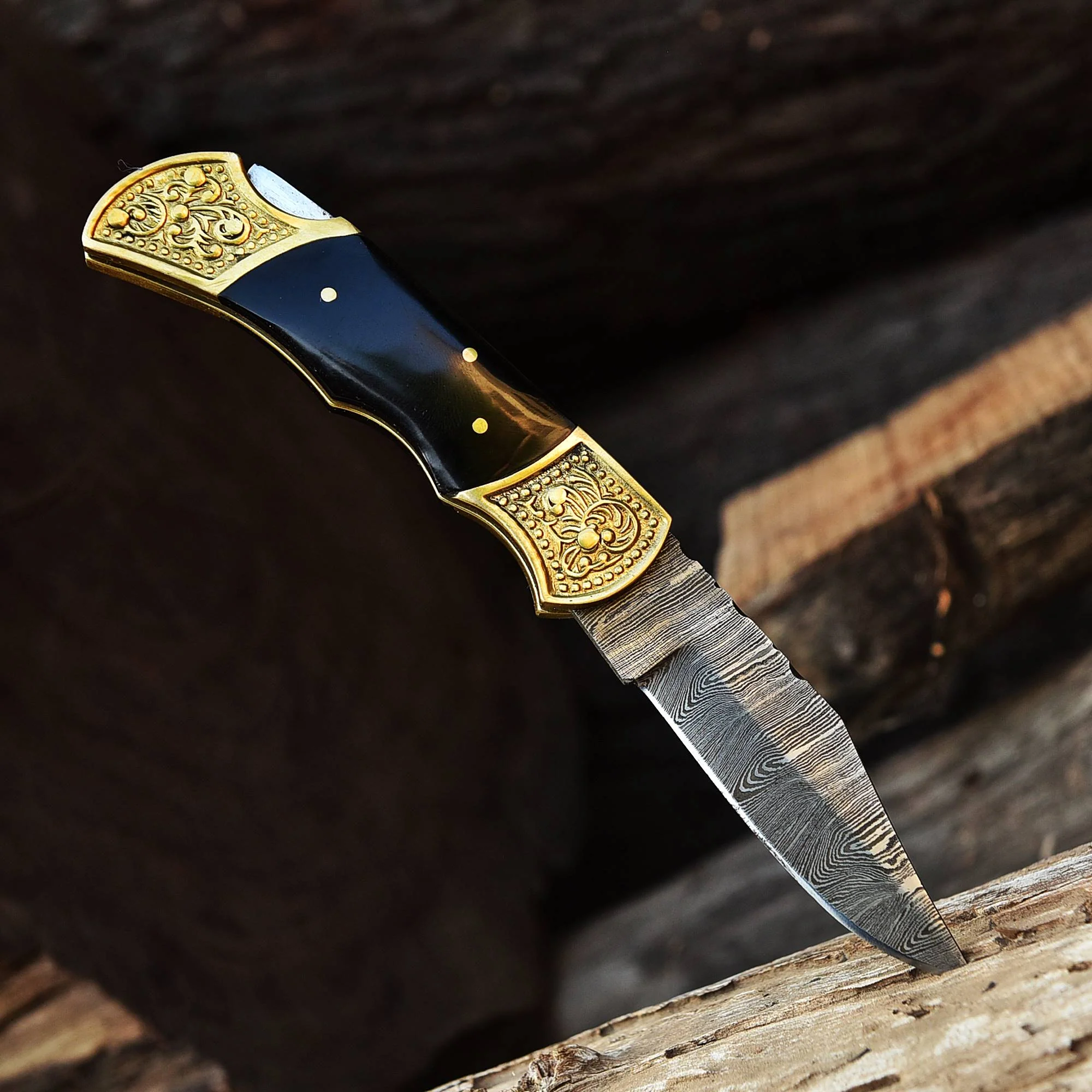 Handmade Damascus Steel Folding Blade Pocket Knife-Bull Horn Handle - Image 3
