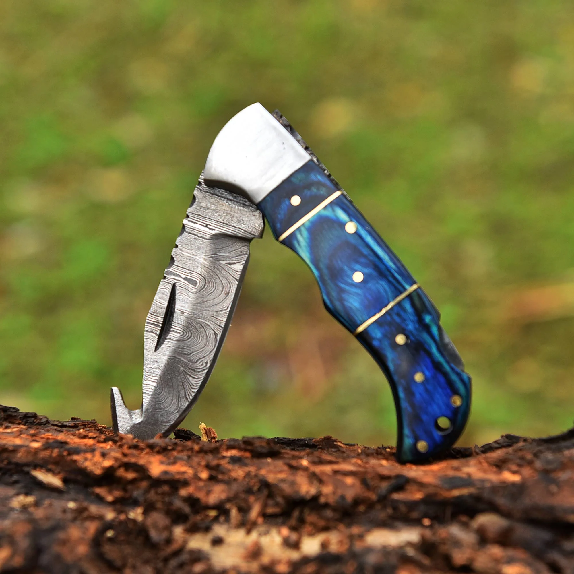 Handmade Damascus Steel Gut Hook Blade Back Lock Folding Knife Wood Handle - Image 4