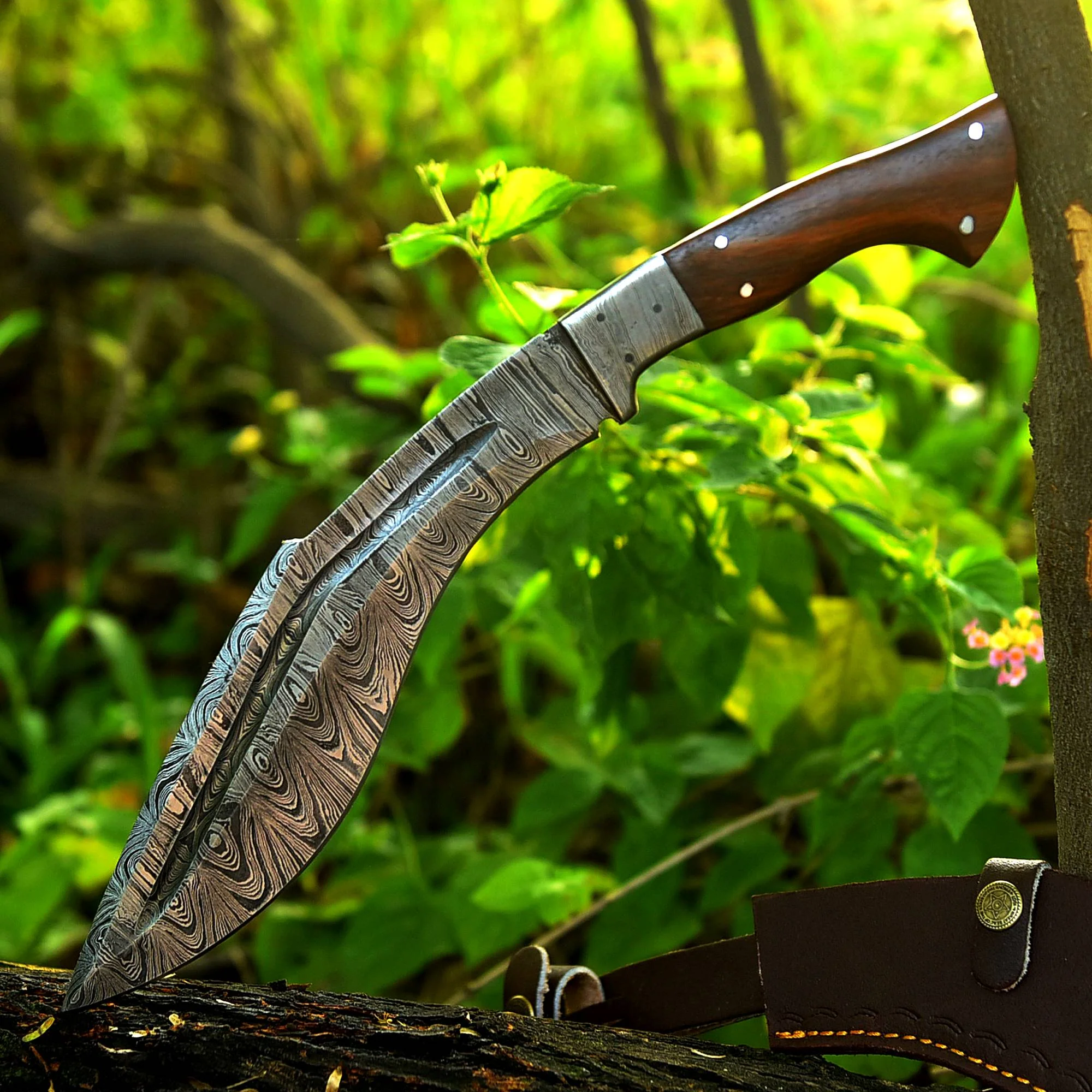 Handmade Damascus Steel Hunting Kukri Knife Damascus Bolster Wood Handle