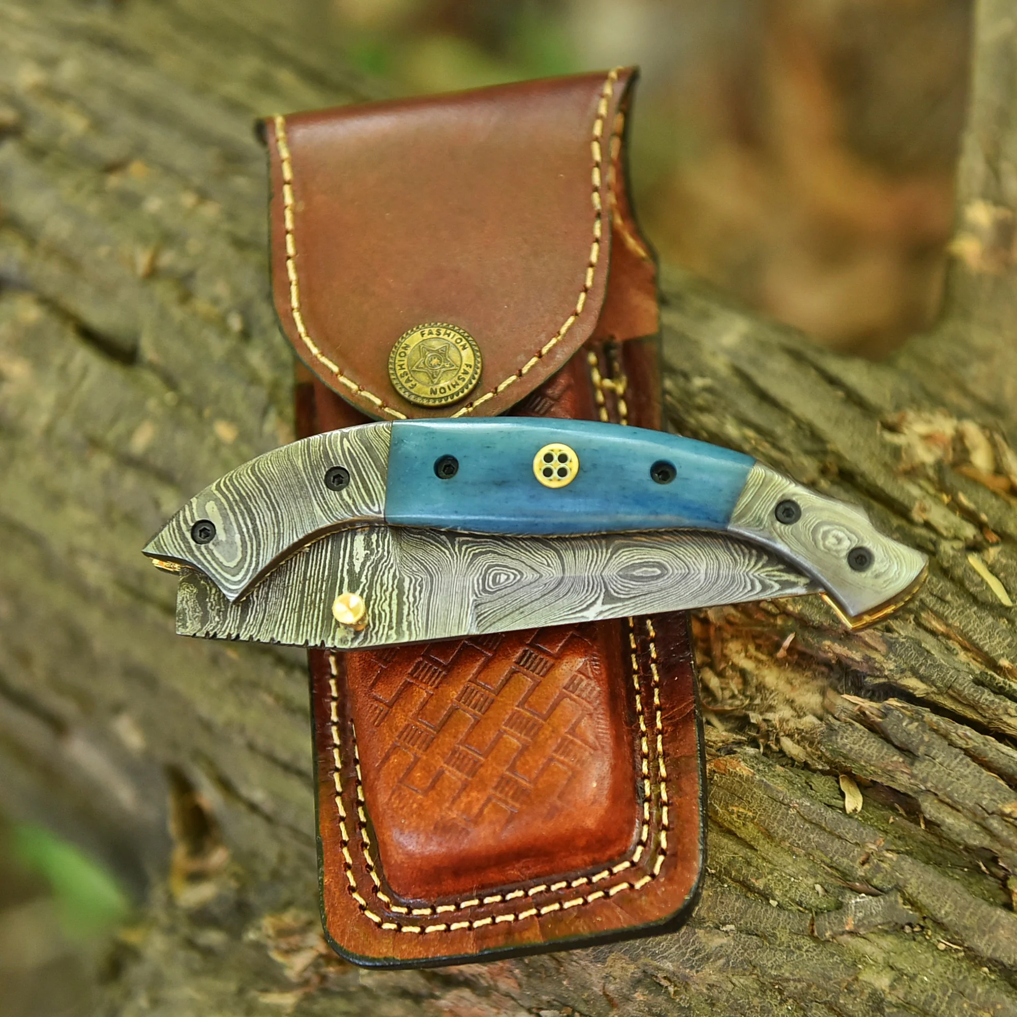 Handmade Damascus Steel Hunting Pocket Knife Camping Folding Blade With Camel Bone Handle - Image 5