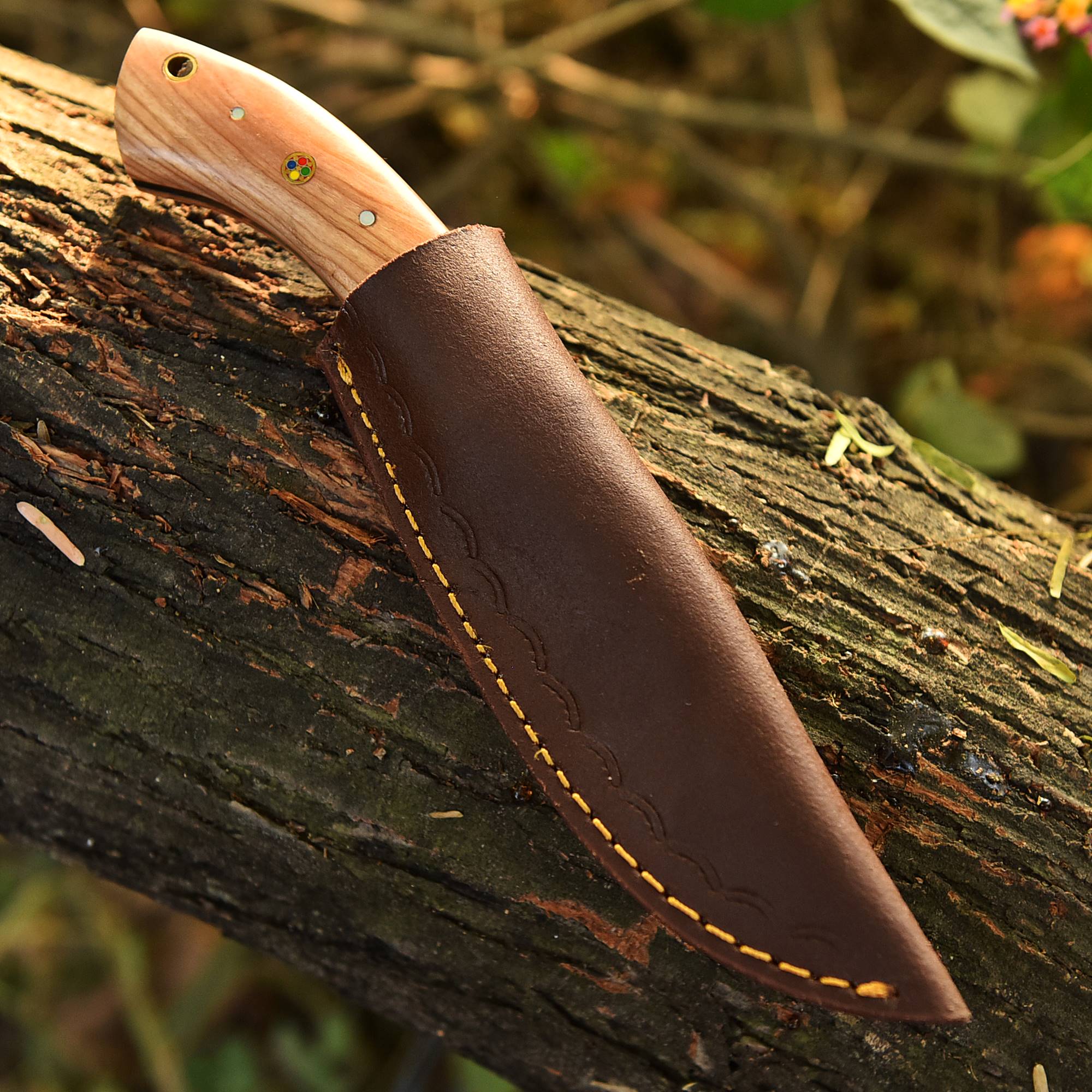 Handmade Damascus Steel Outdoor Hunting Skinner Knife Wood Handle - Image 8
