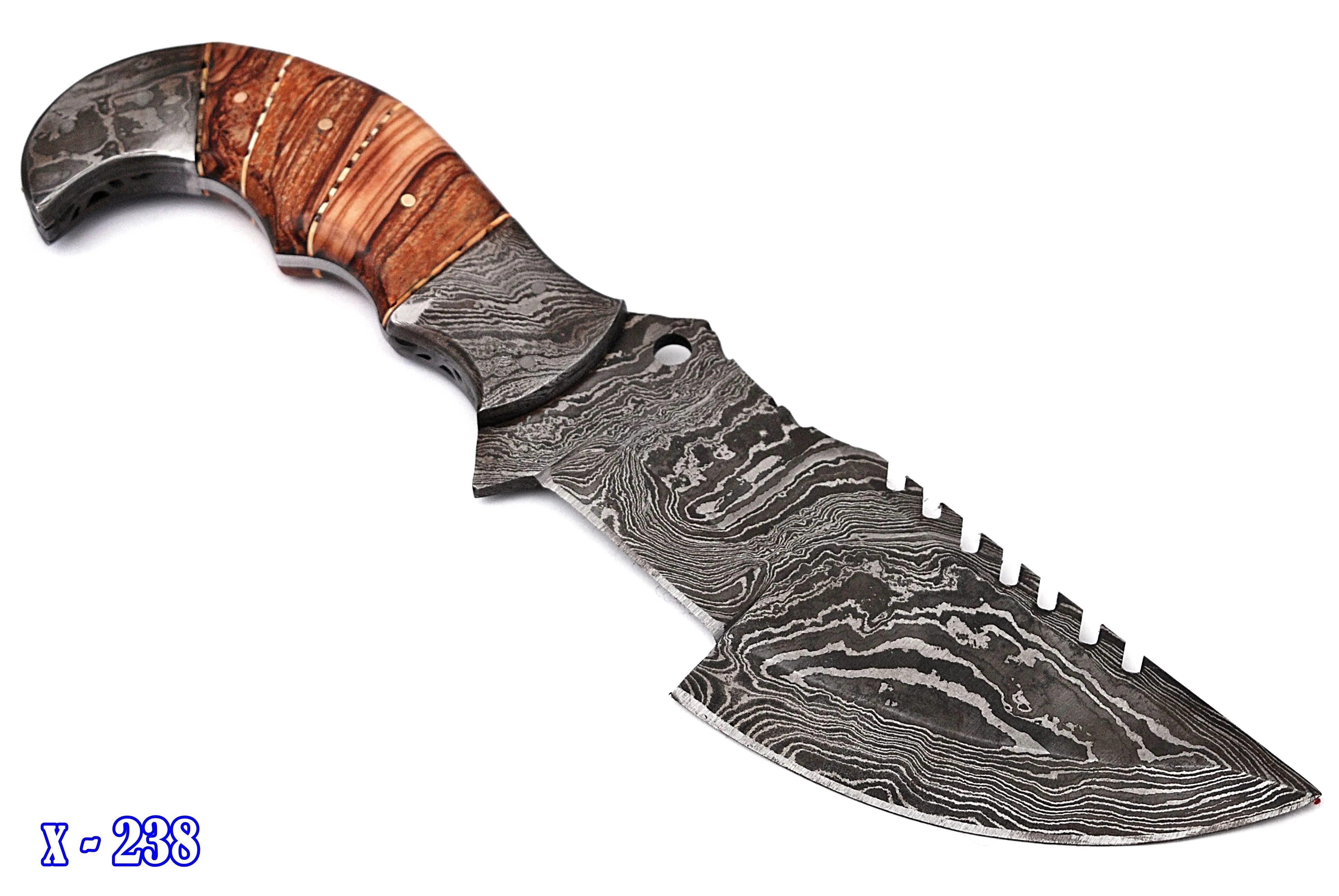 Handmade Damascus Steel Tracker Knife - Premium Quality for Hunting, Camping, and Survival - Image 3