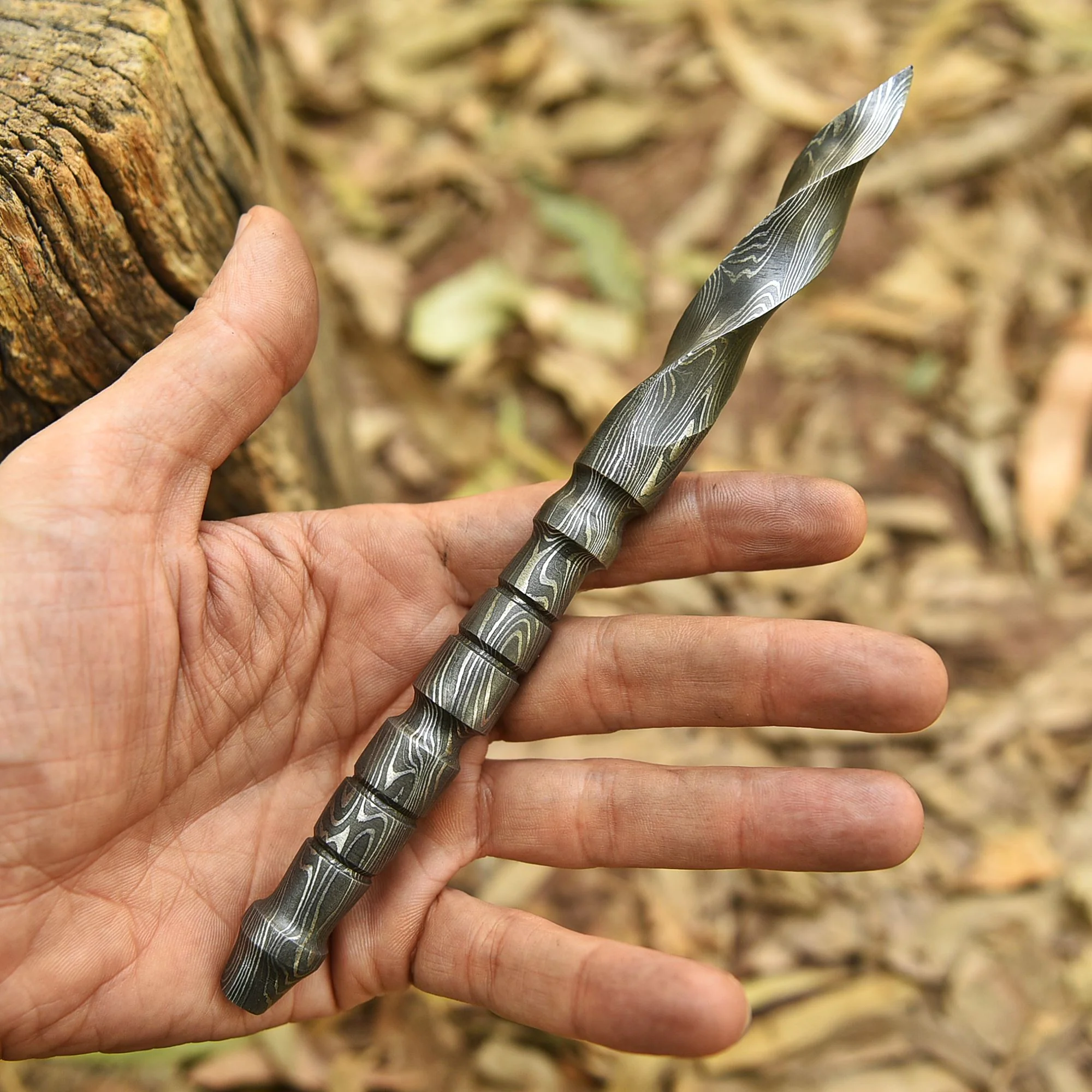Handmade Damascus Steel Twist Blade Dagger Hunting Adventure Knife With Sheath - Image 3