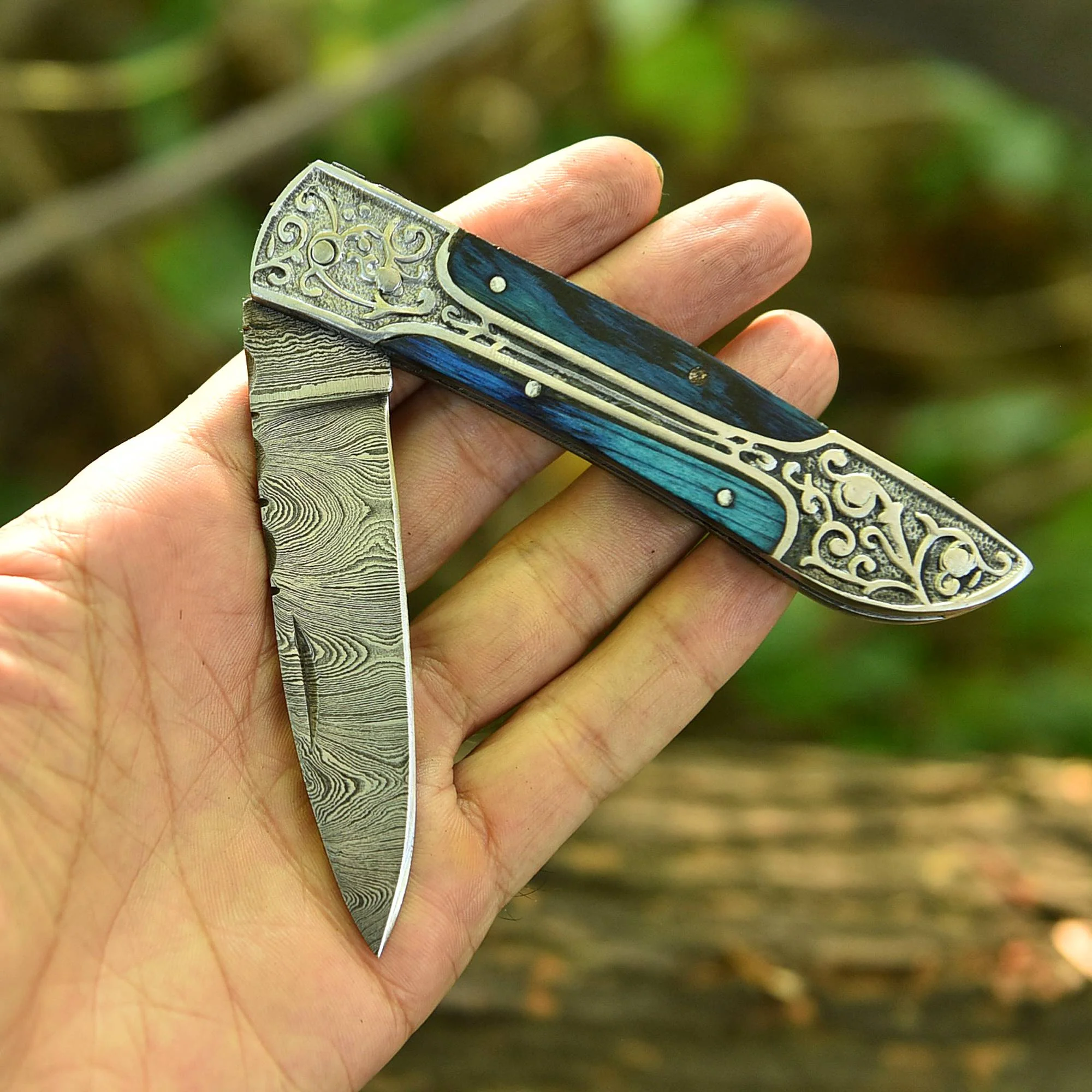 Handmade EDC Damascus Steel Folding Blade Pocket Knife With Sheath - Image 3