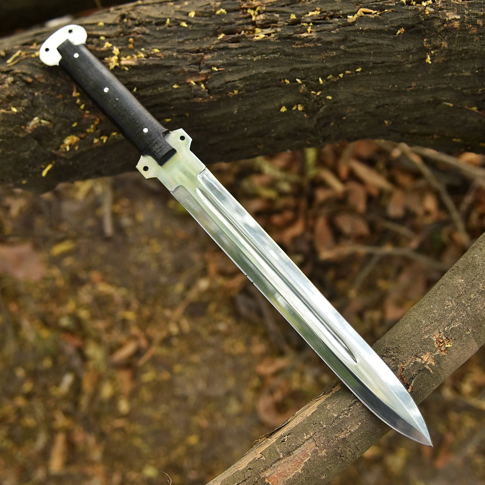 Handmade High End Tactical Carbon Steel Double Edge D2 Blade Dagger