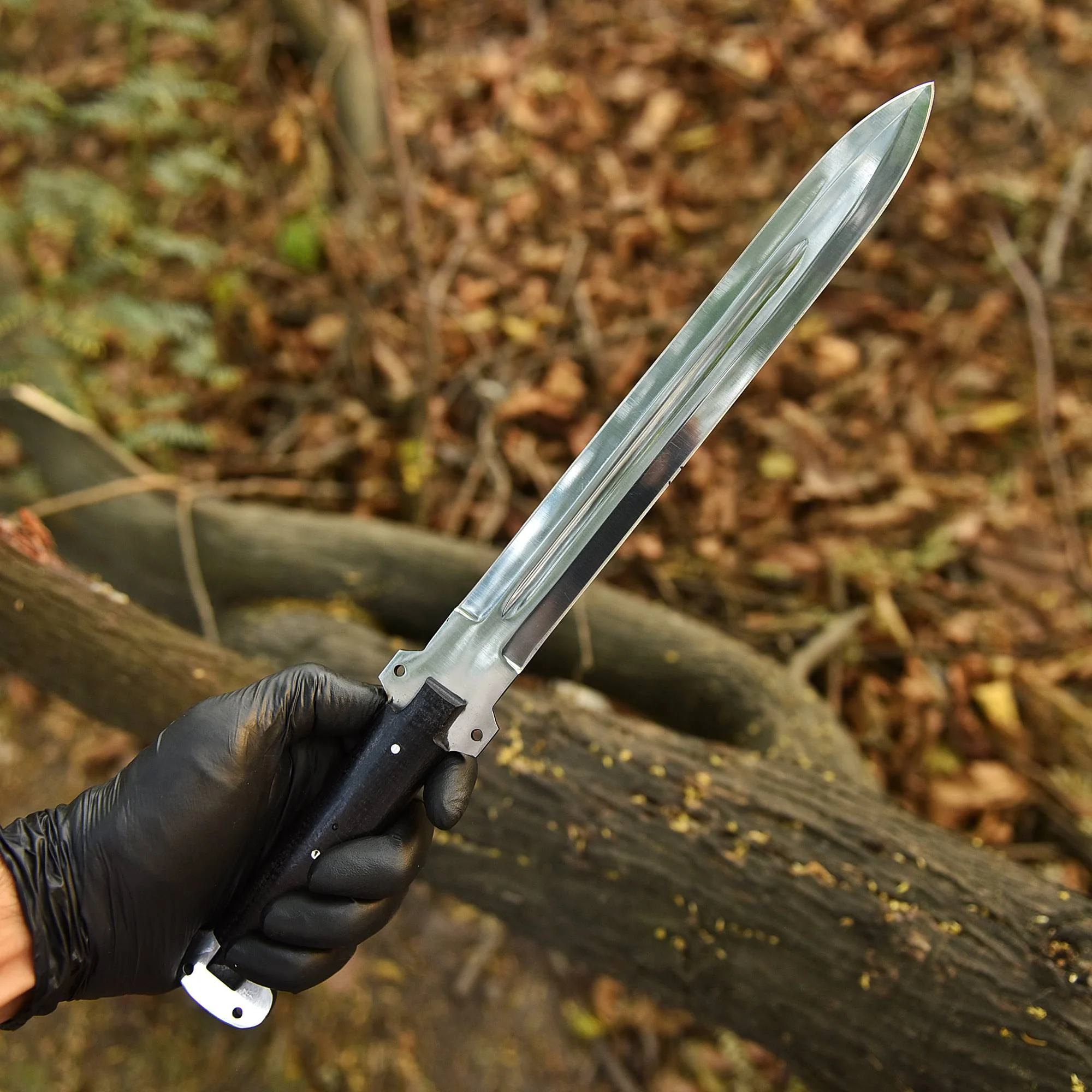Handmade High End Tactical Carbon Steel Double Edge D2 Blade Dagger - Image 3