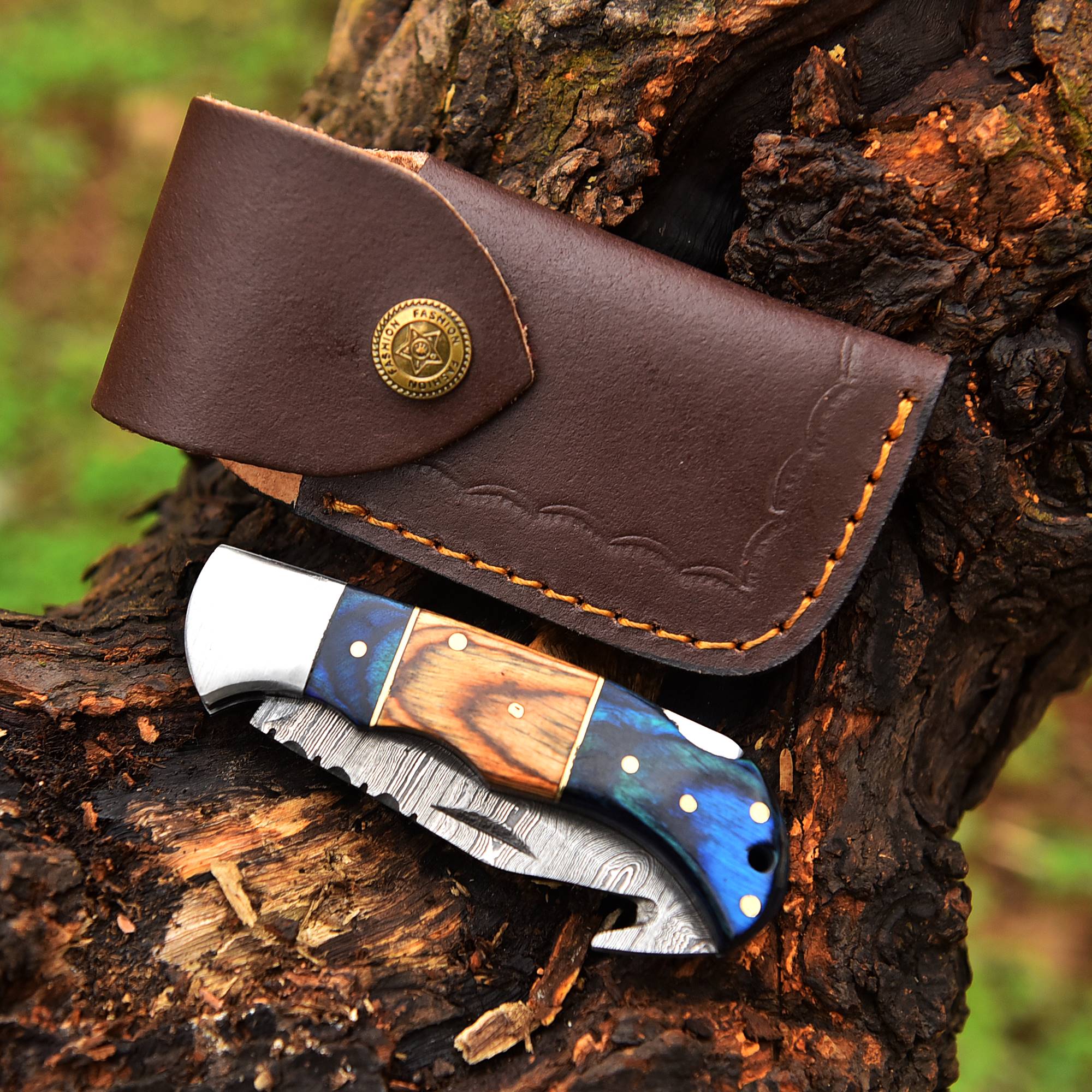 Handmade Hiking Adventure Damascus Steel Blade Pocket Knife Wood Handle - Image 5