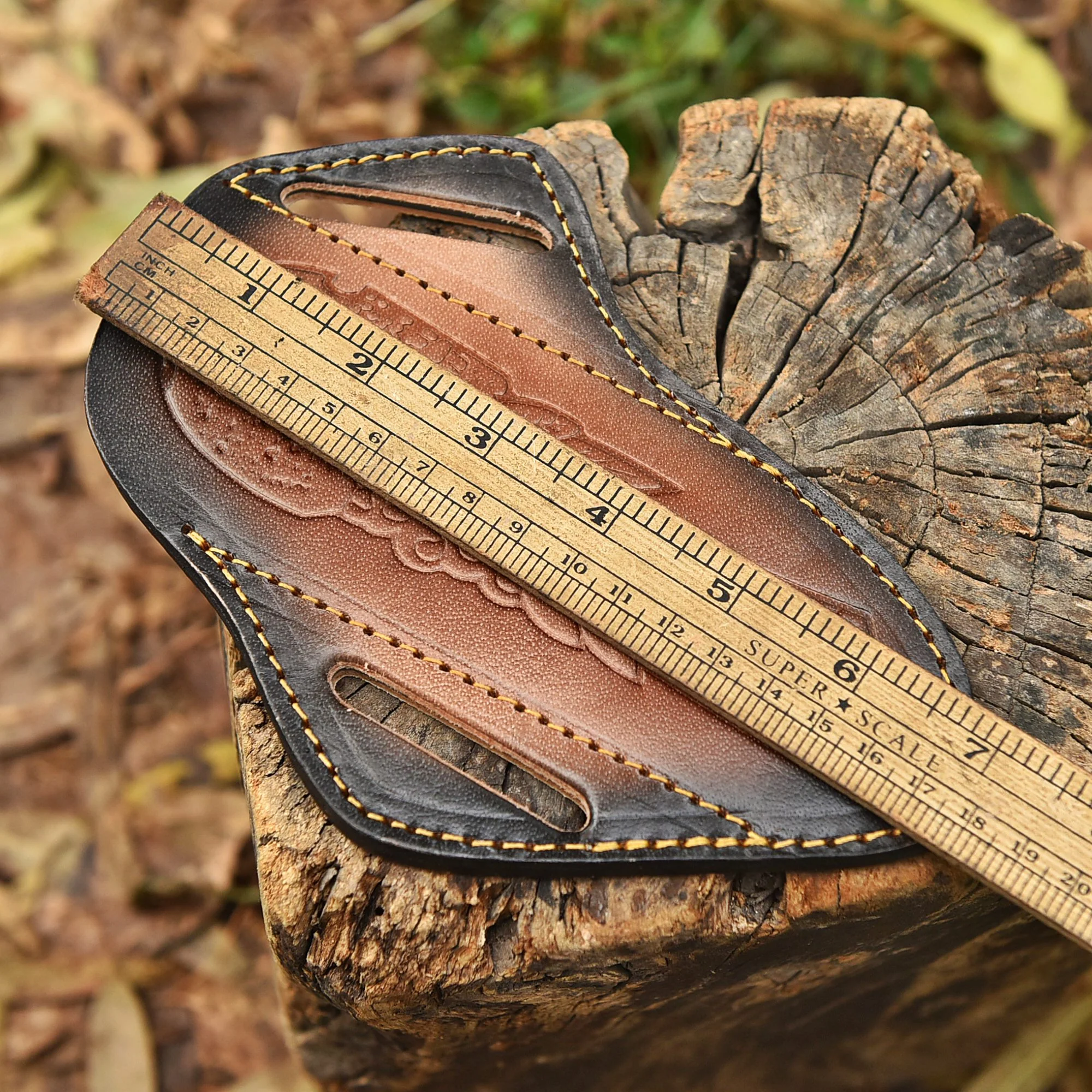 Handmade Leather Fixed Blade Knife Sheath Skull Embossed Belt Holster - Image 4