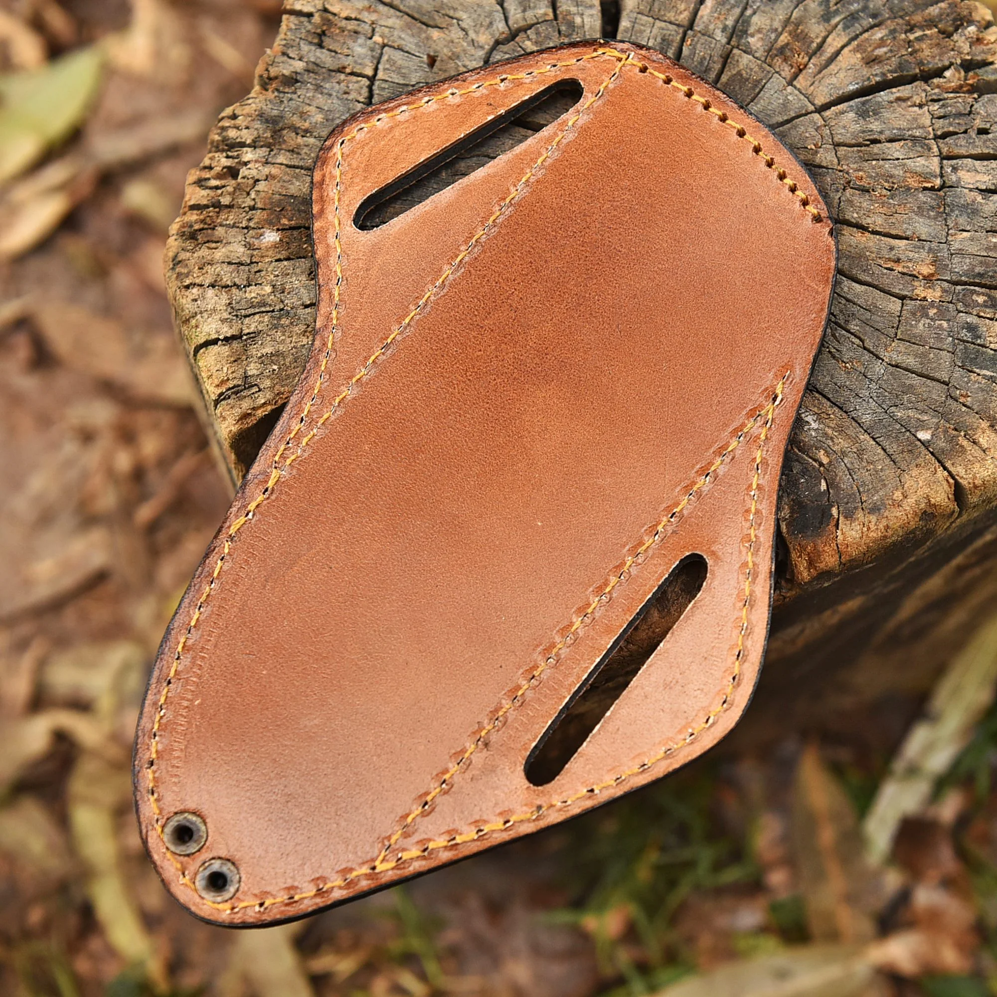 Handmade Leather Fixed Blade Knife Sheath Skull Embossed Belt Holster - Image 5