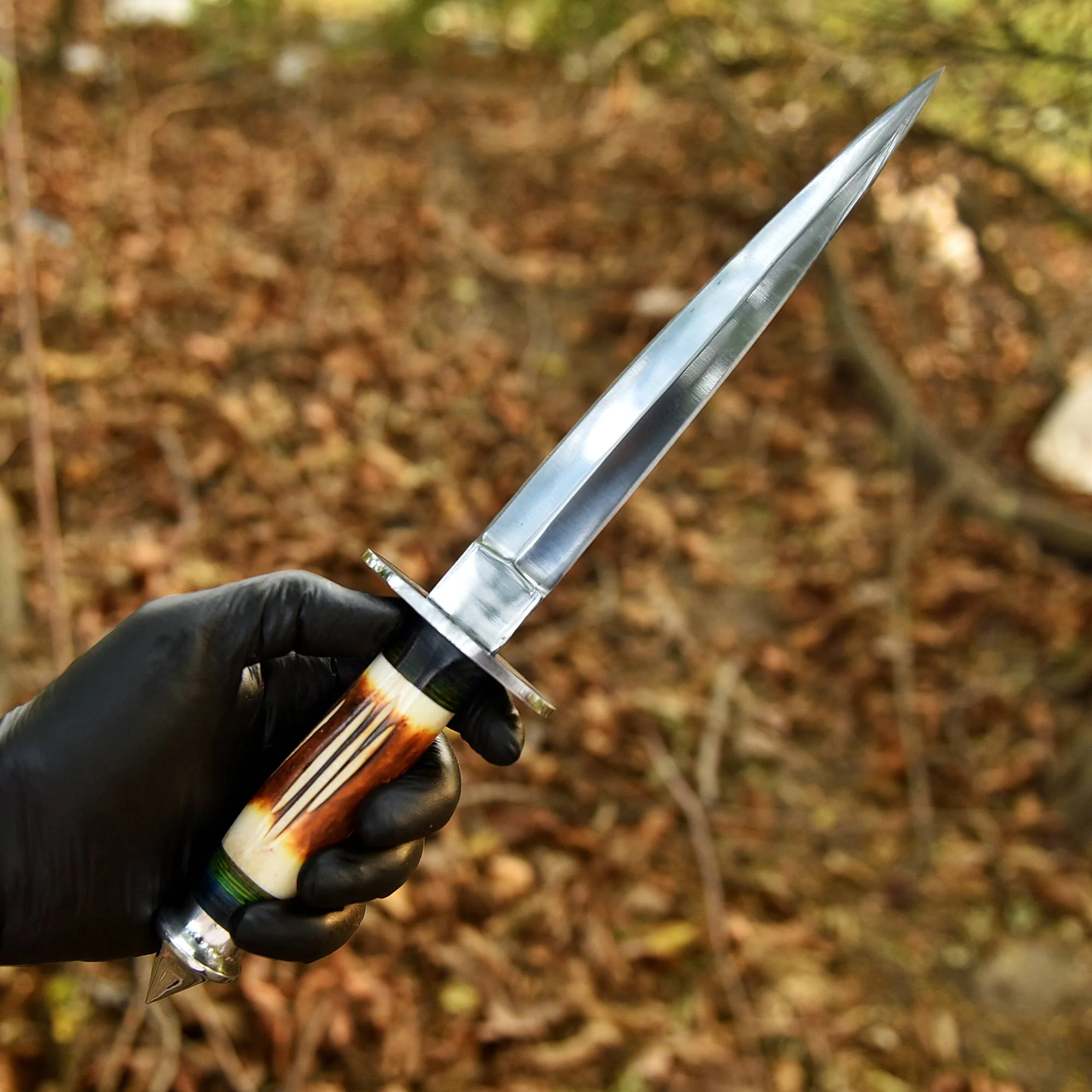 Luxury Custom Forged Hunting Carbon Steel Double Edge Dagger Stage Handle - Image 8