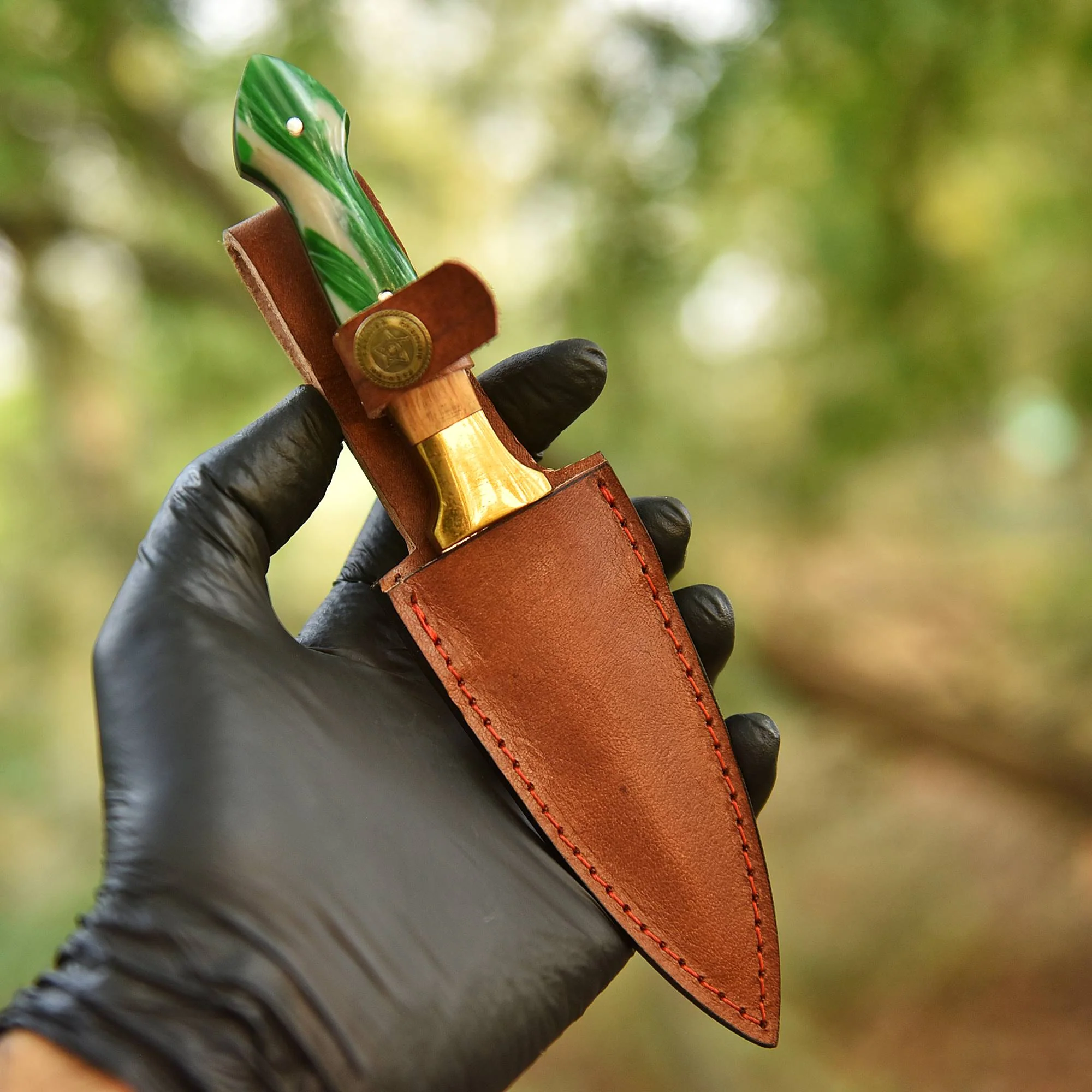 Luxury Handcrafted Double Edge Carbon Steel D2 Blade Dagger Knife - Image 5