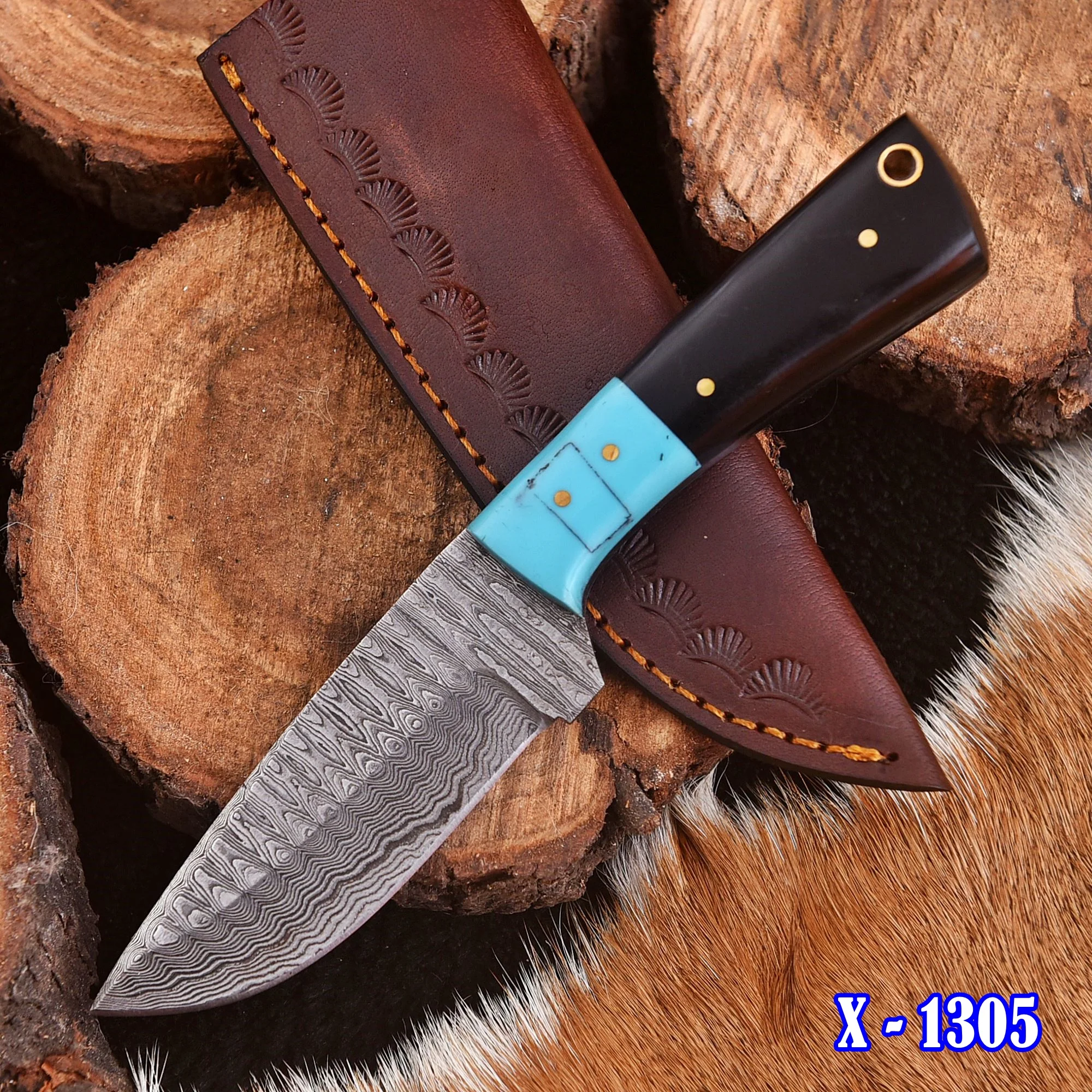 Outdoor Handmade Damascus Steel Tactical Skinner Knife Resin Handle - Image 2
