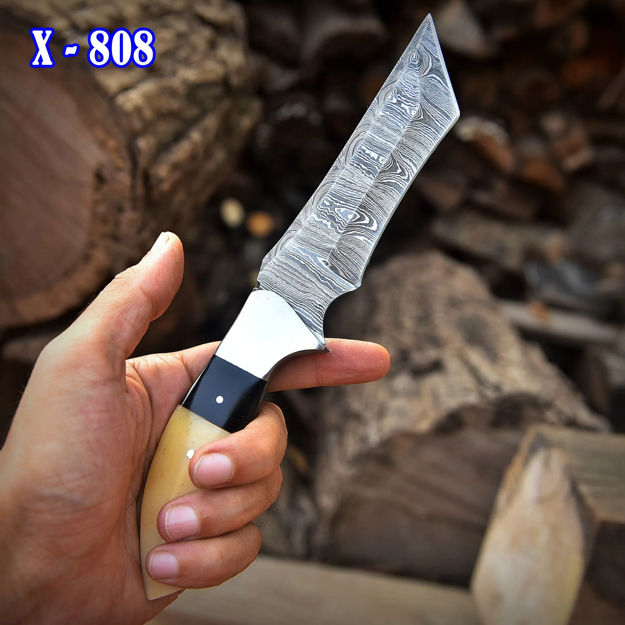 Outdoor Hunting Handmade Damascus Steel Blade Skinning Knife With Sheath - Image 3